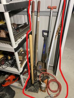 Group lot of hand tools, Pneumatic Pump