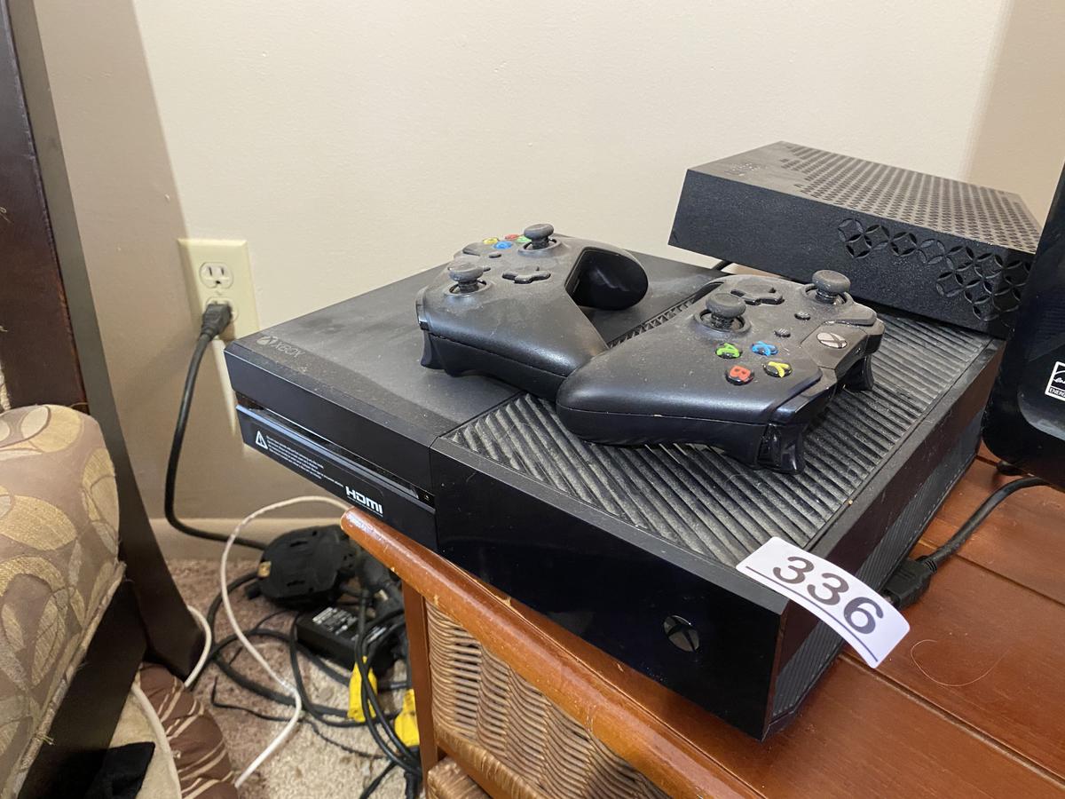 Xbox game system with Remotes