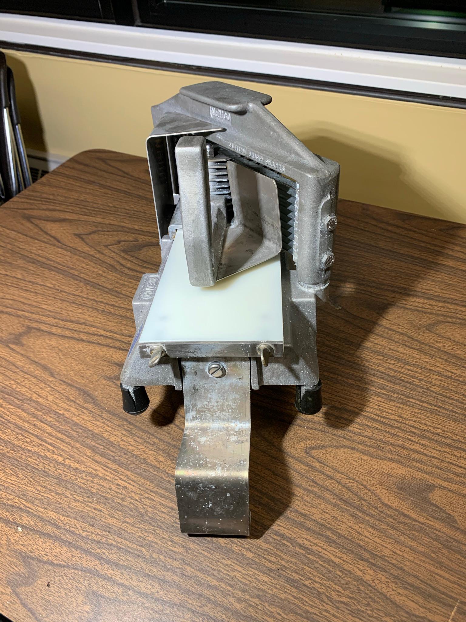 Nemco  Tomato Slicer