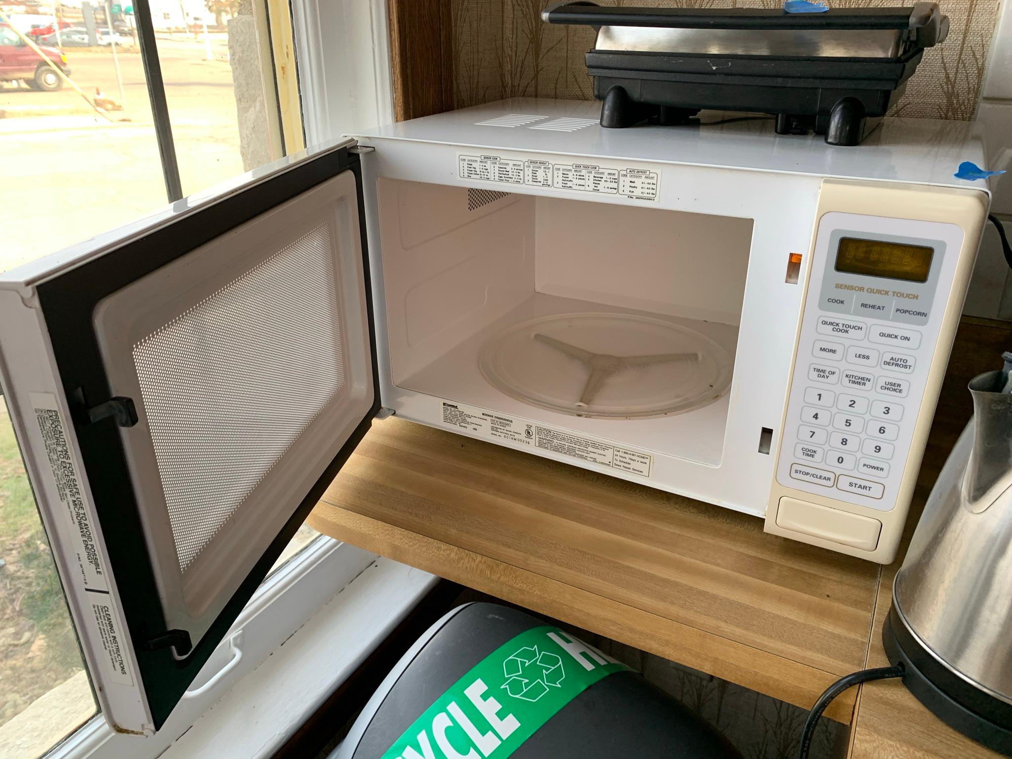 Kenmore Microwave, Toaster Coffee Pot & More