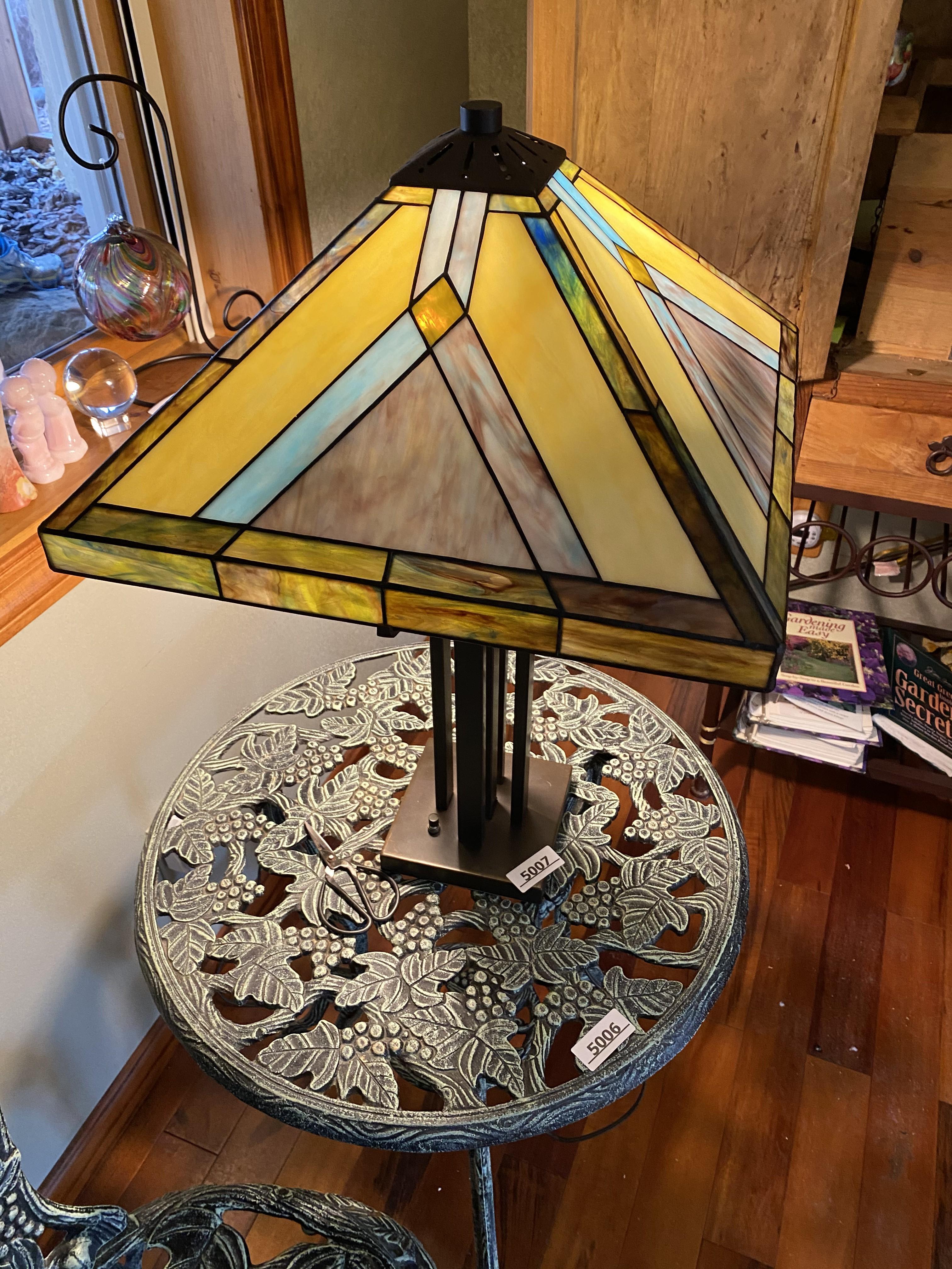 Stained Glass Style Nice Tiffany Type Lamp