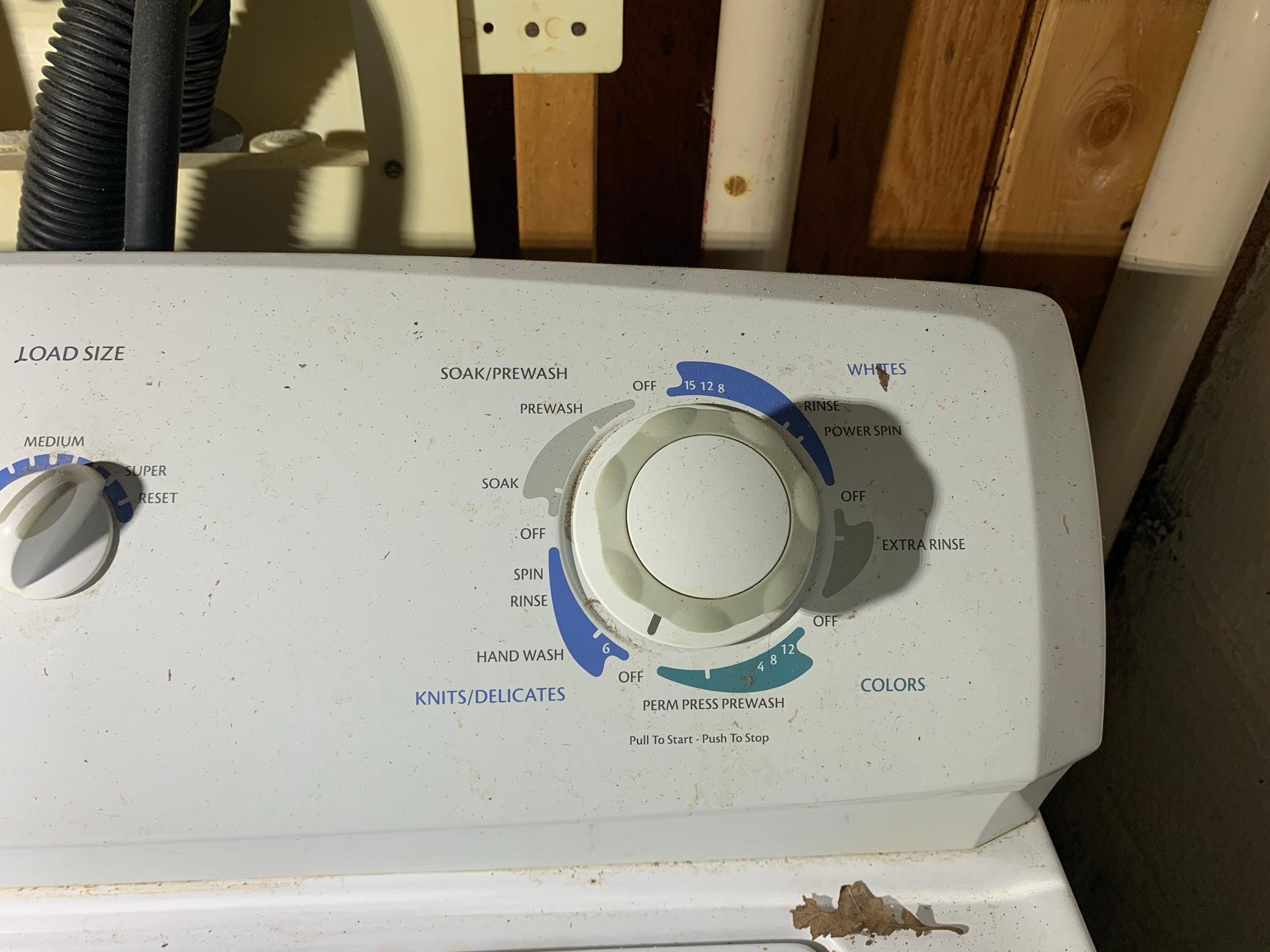 Frigidaire 13 Cycle Washer  Model GLWS1349AS1