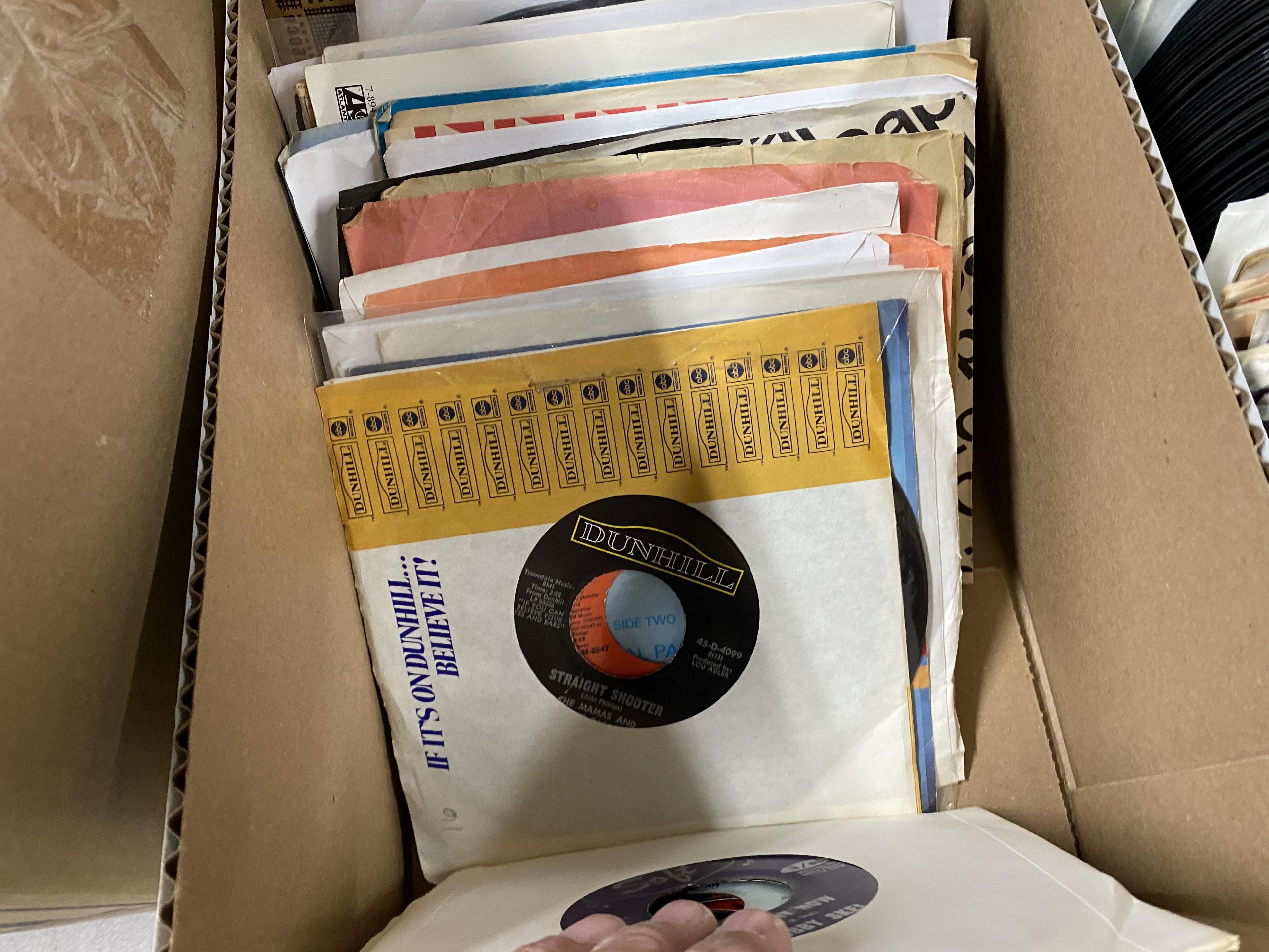 Very Large quantity of 45 records