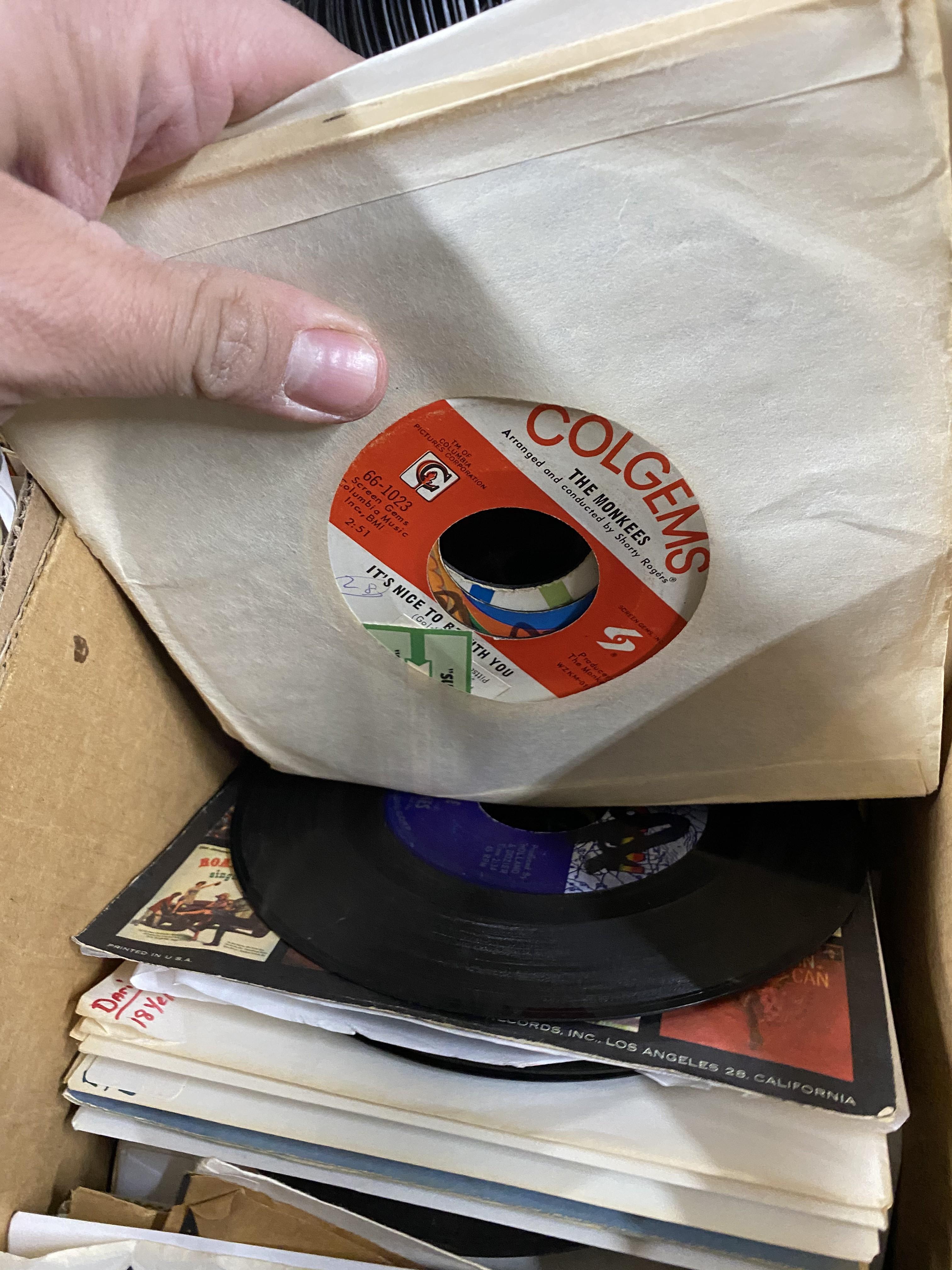 Very Large quantity of 45 records