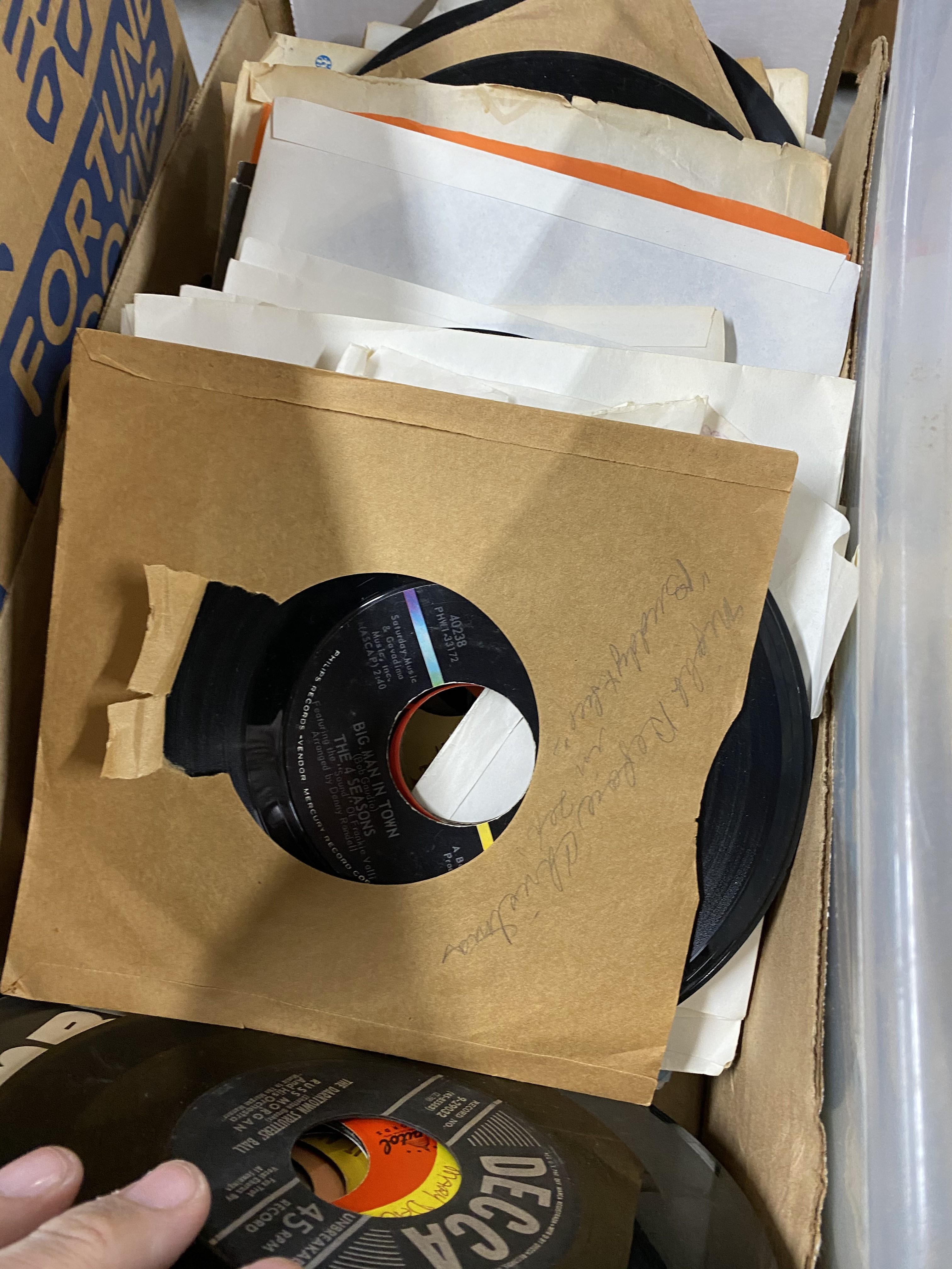 Very Large quantity of 45 records