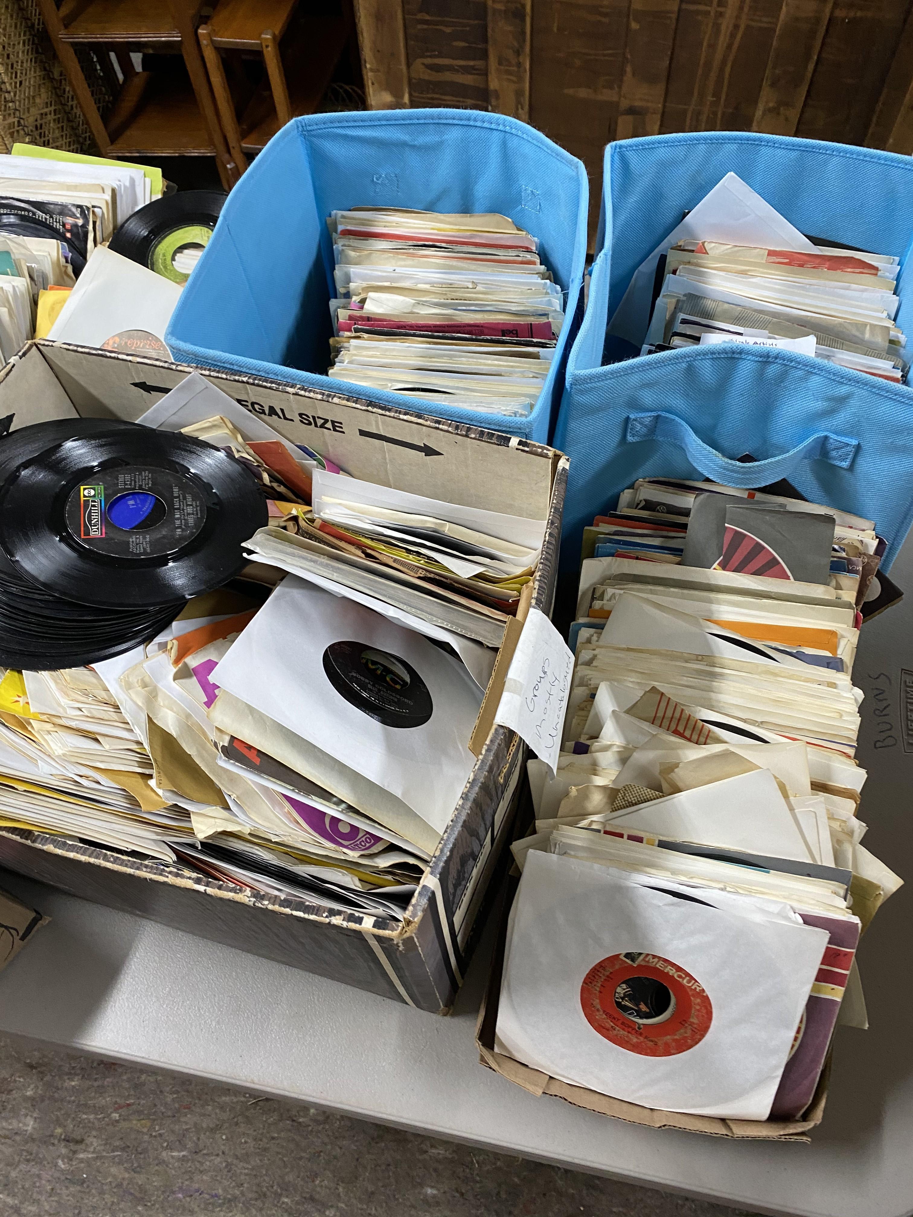 Very Large quantity of 45 records