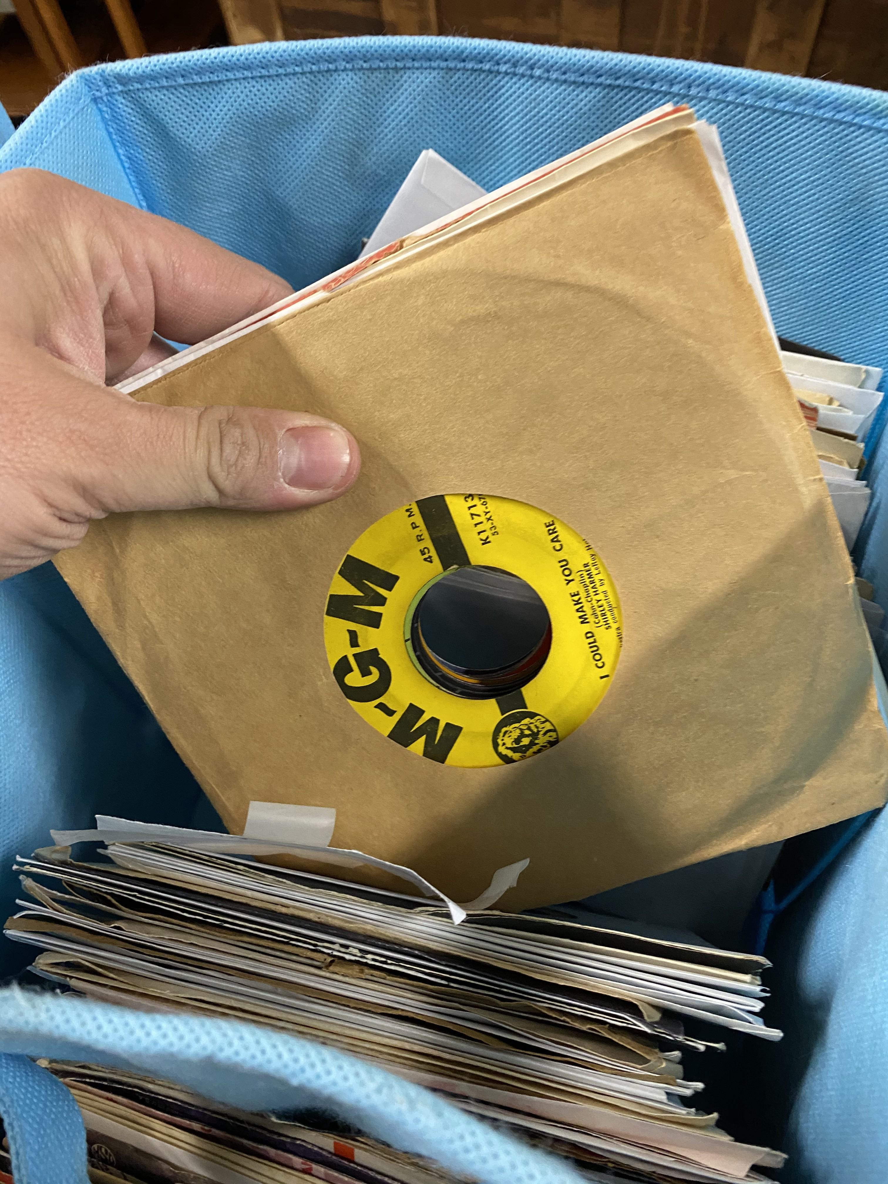 Very Large quantity of 45 records