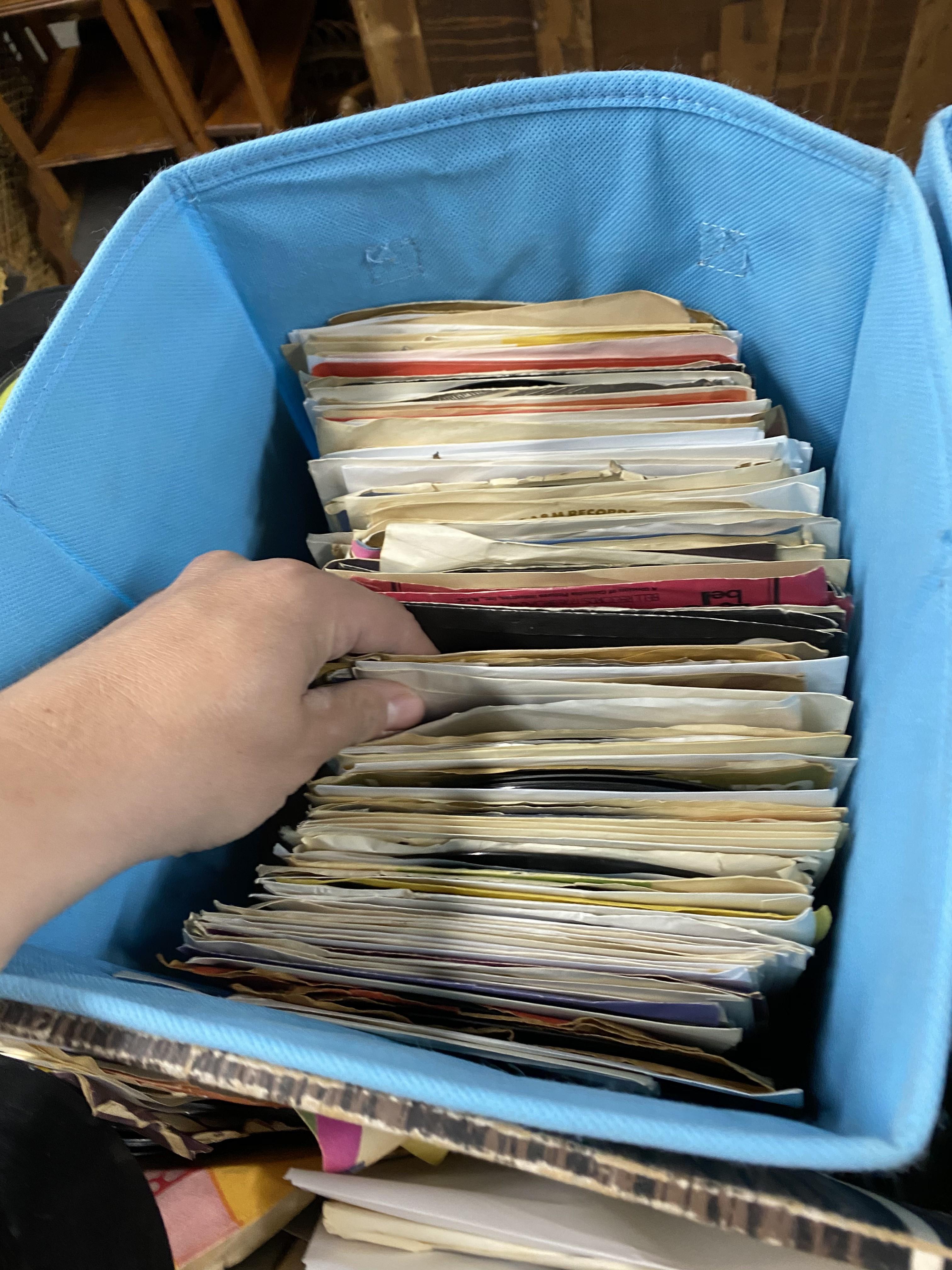 Very Large quantity of 45 records