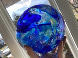Hanging art glass ball or ornament