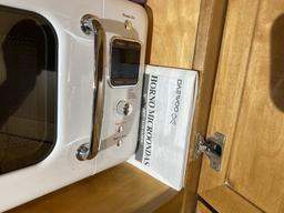 Daewoo Microwave with Manual
