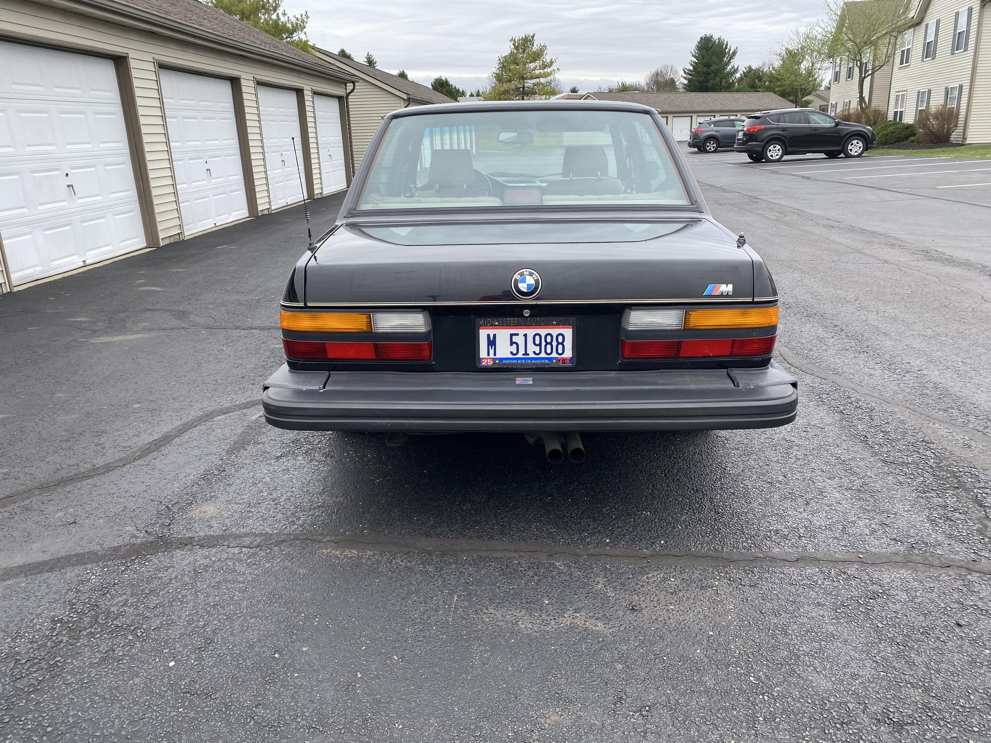 1988 BMW M5 E28 -Excellent - Starts, Runs, Drives