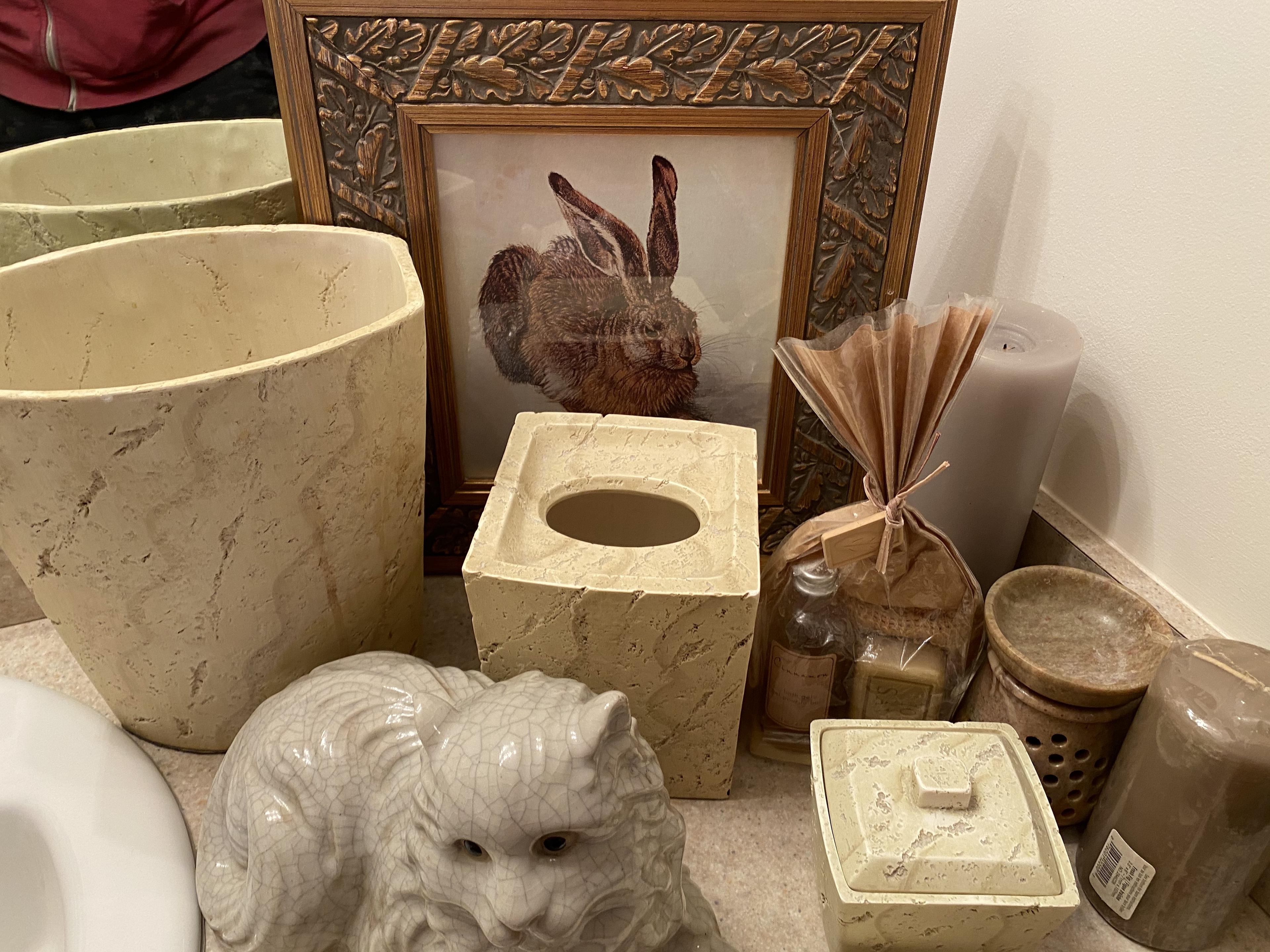 Large lot of decorative items in bathroom