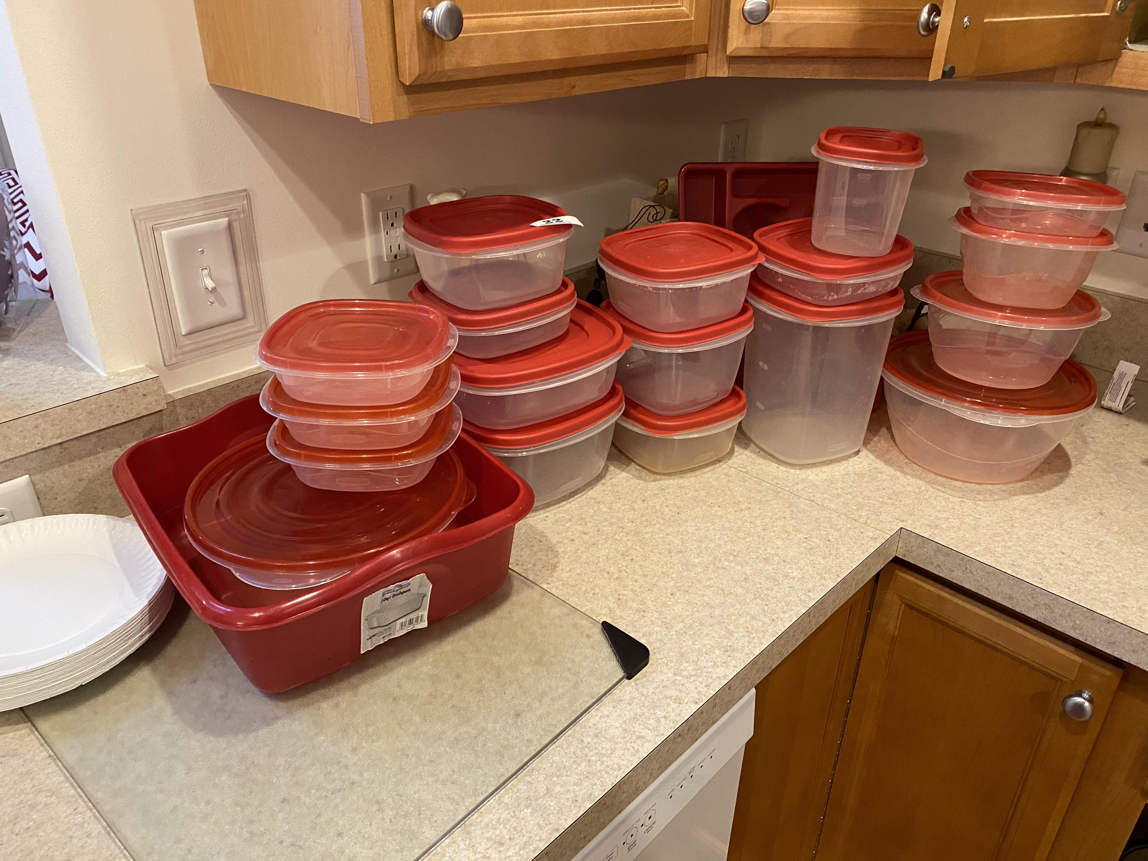 Group lot of tupperware