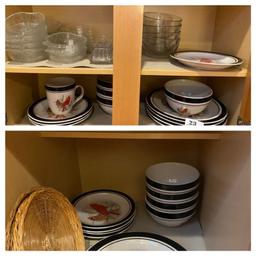 Set of Cardinal bird dinnerware