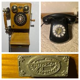 Pair of Vintage Style Phones