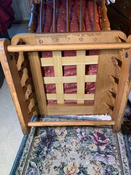 End Table, Lamp, 2 Rugs and Chair