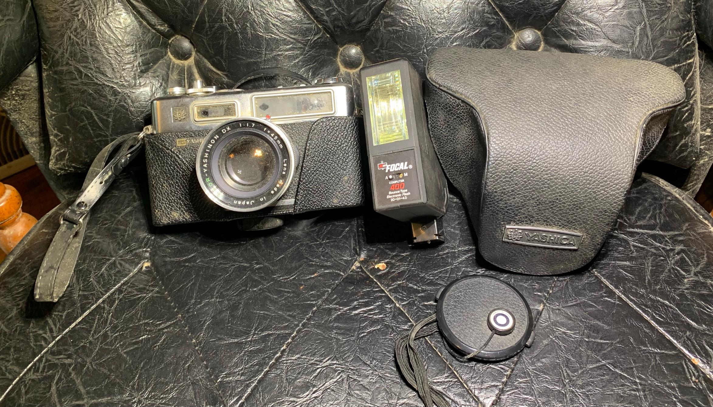 Yashica 35mm Gsn Camera with Flash
