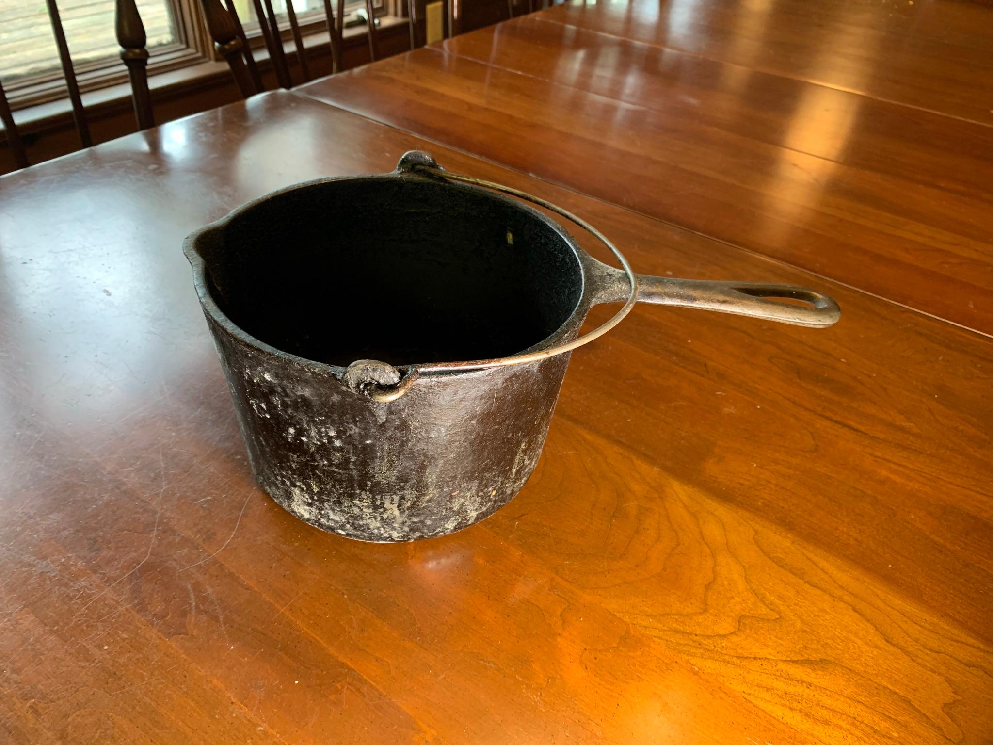 Wagner Ware Cast Iron Fry Pot