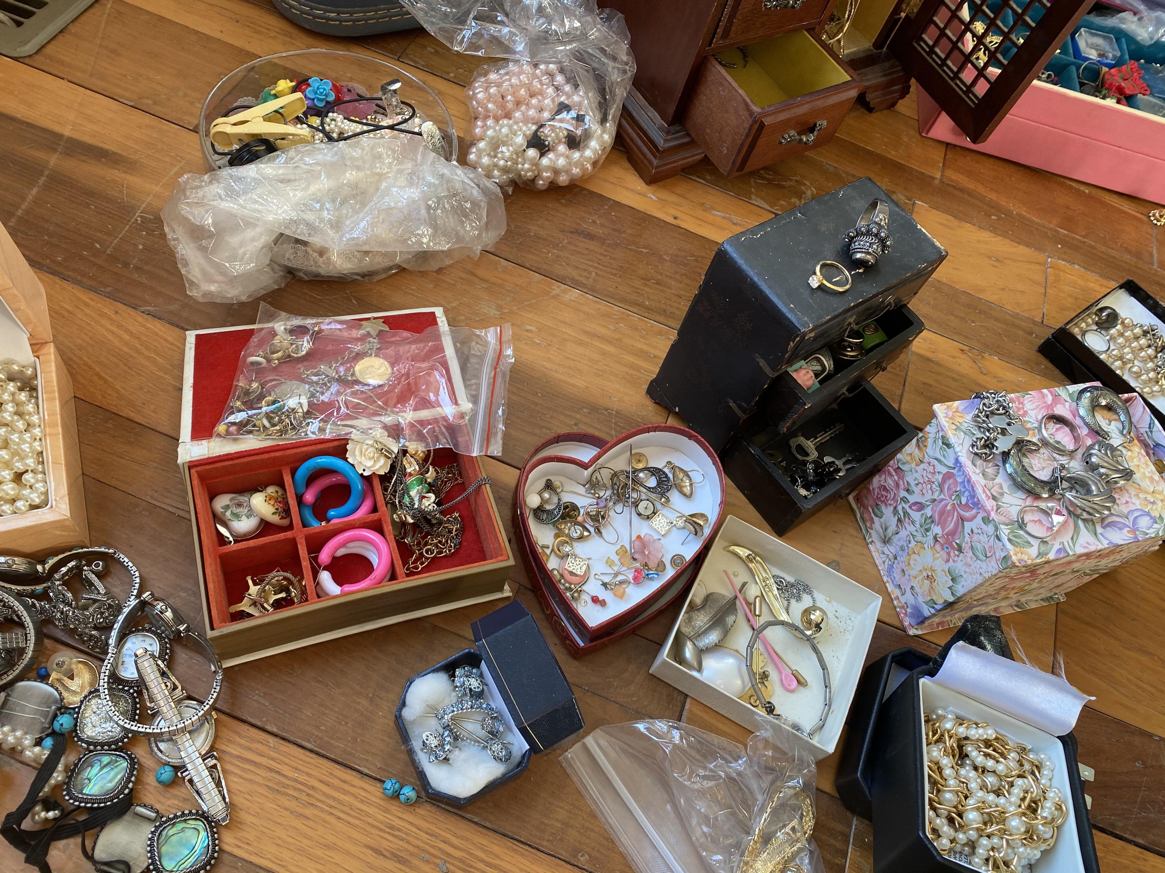 Large lot gold, silver, costume jewelry