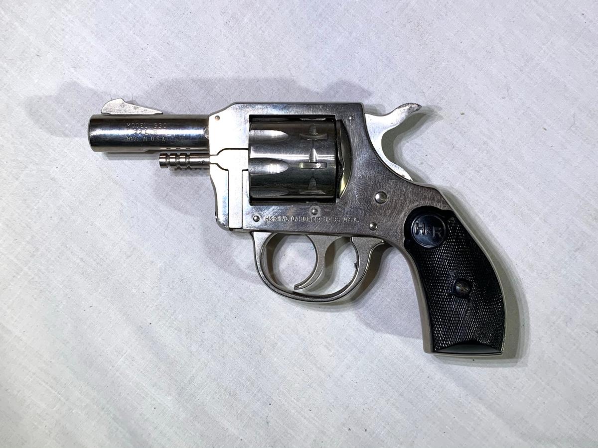 H & R INC Model 930 22 L.R Revolver.  9 Shot