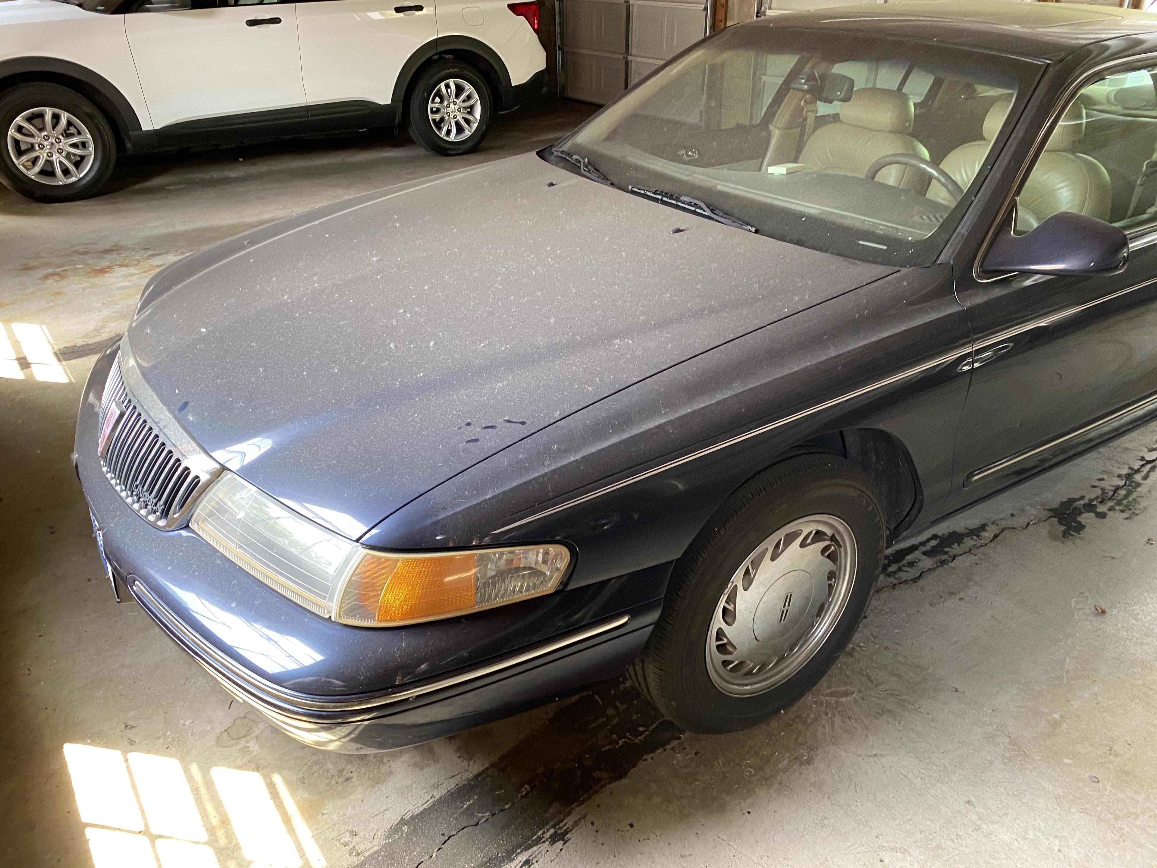 One owner 1997 Lincoln Continental