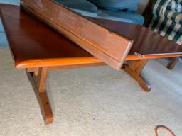 Wooden coffee table, small shelf