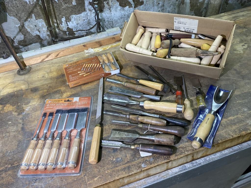 Group lot of better antique and newer chisels, handles