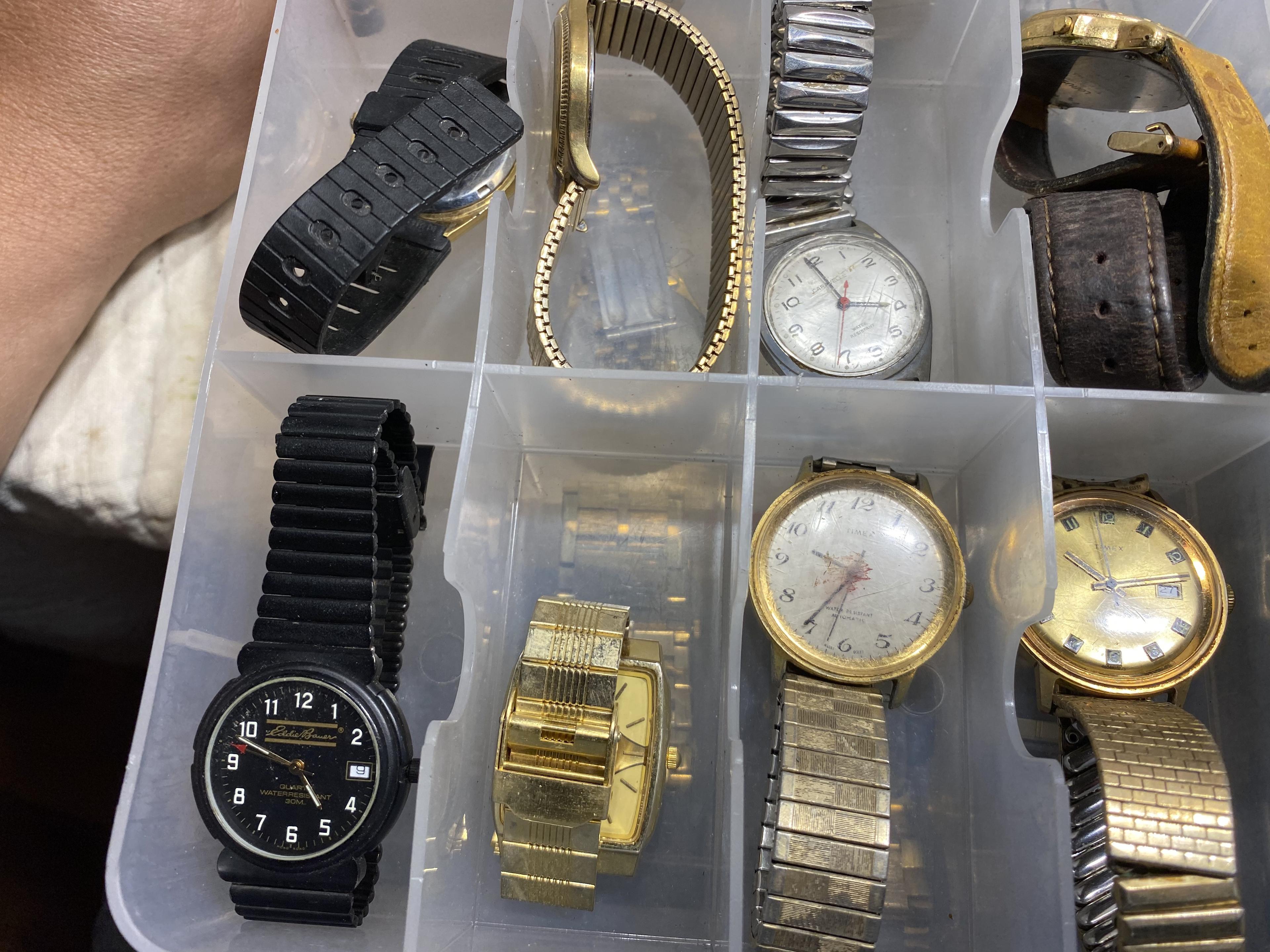 Group lot of assorted vintage watches