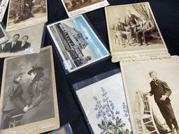 Large lot of antique photographs, advertising