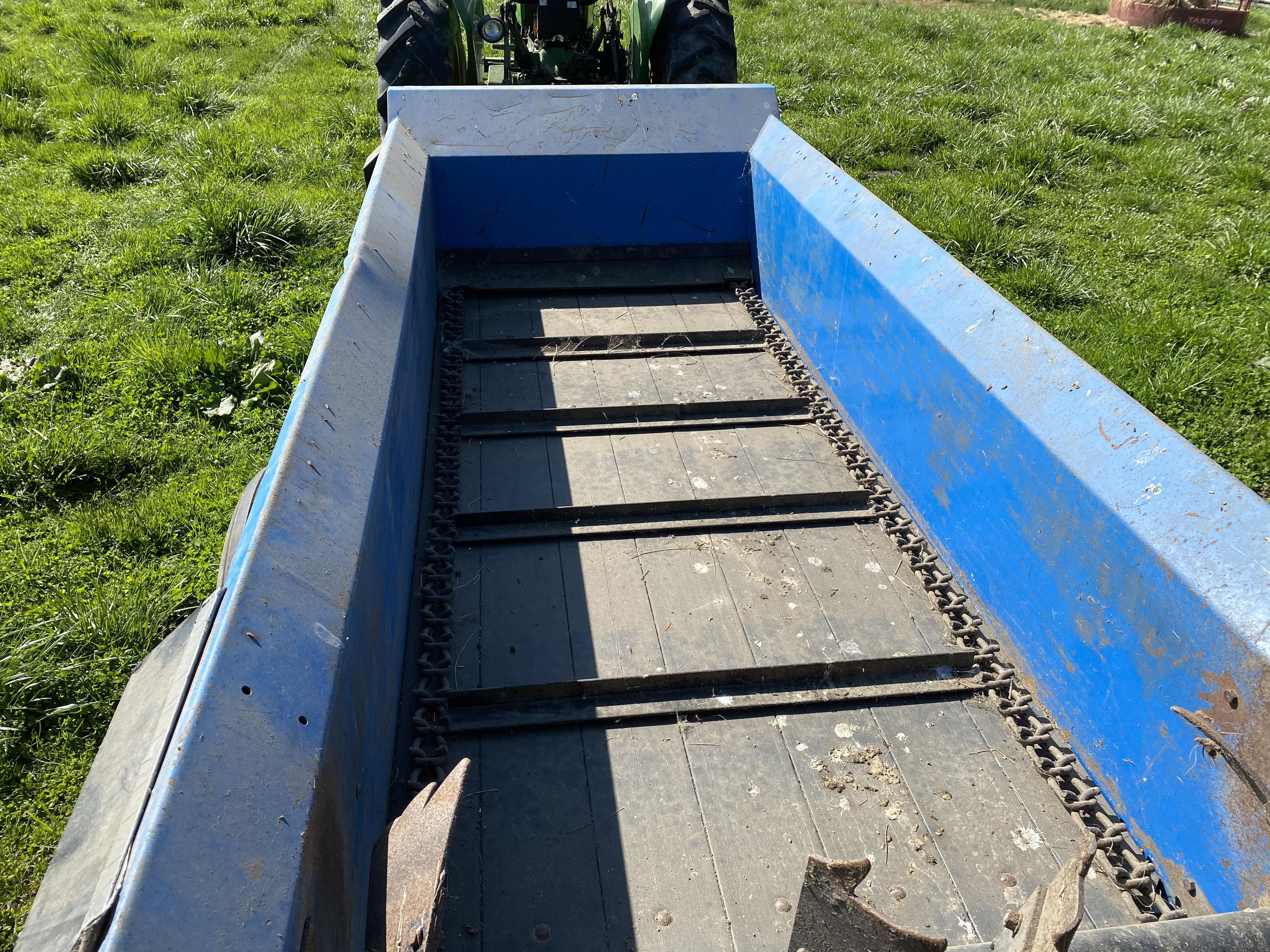 Pequea 80P Manure Spreader