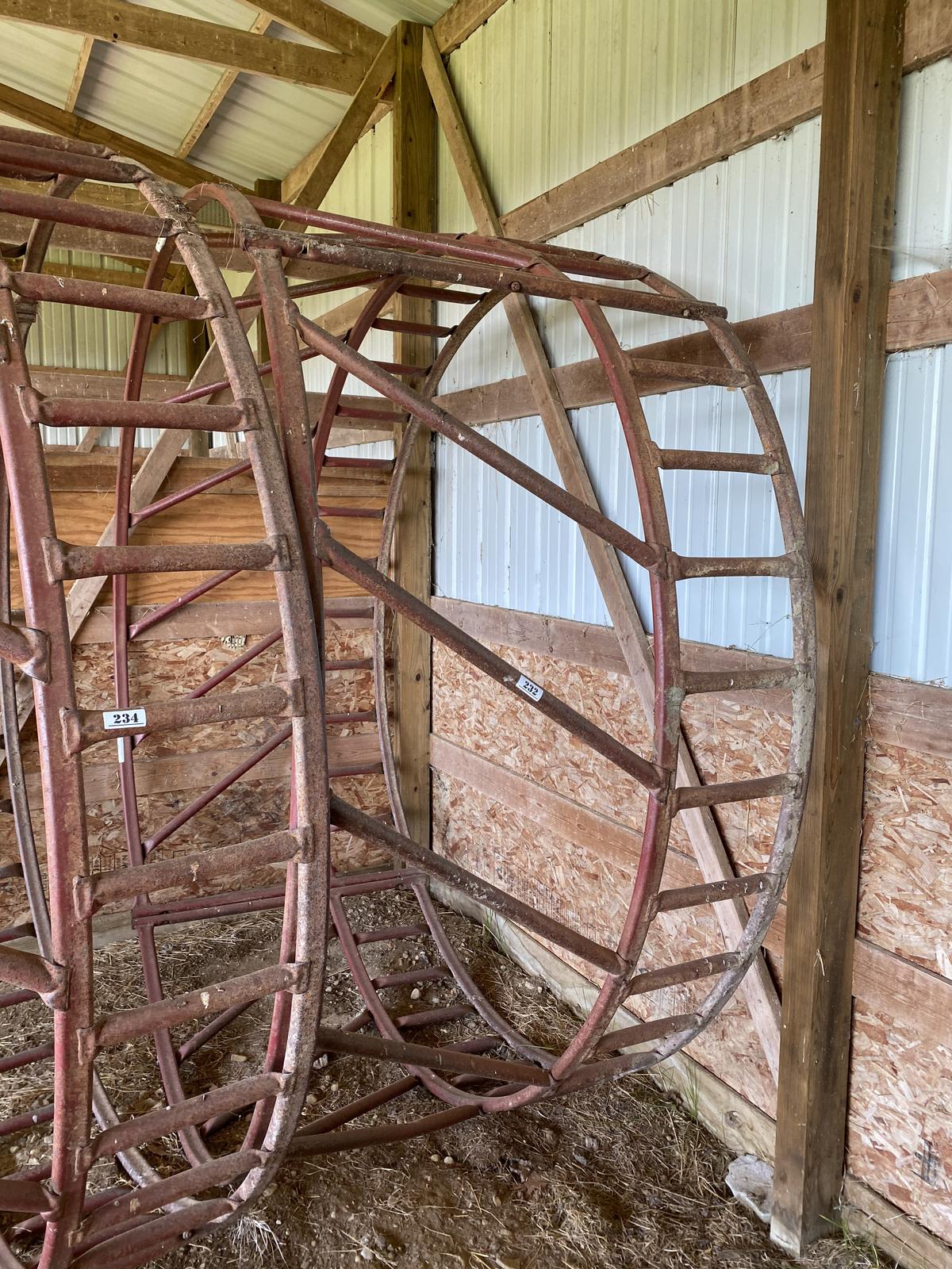 Heavy Duty 8' Metal Hay Ring Bale Feeder