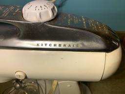 Vintage Kitchenaid Mixer Model 4C. Works