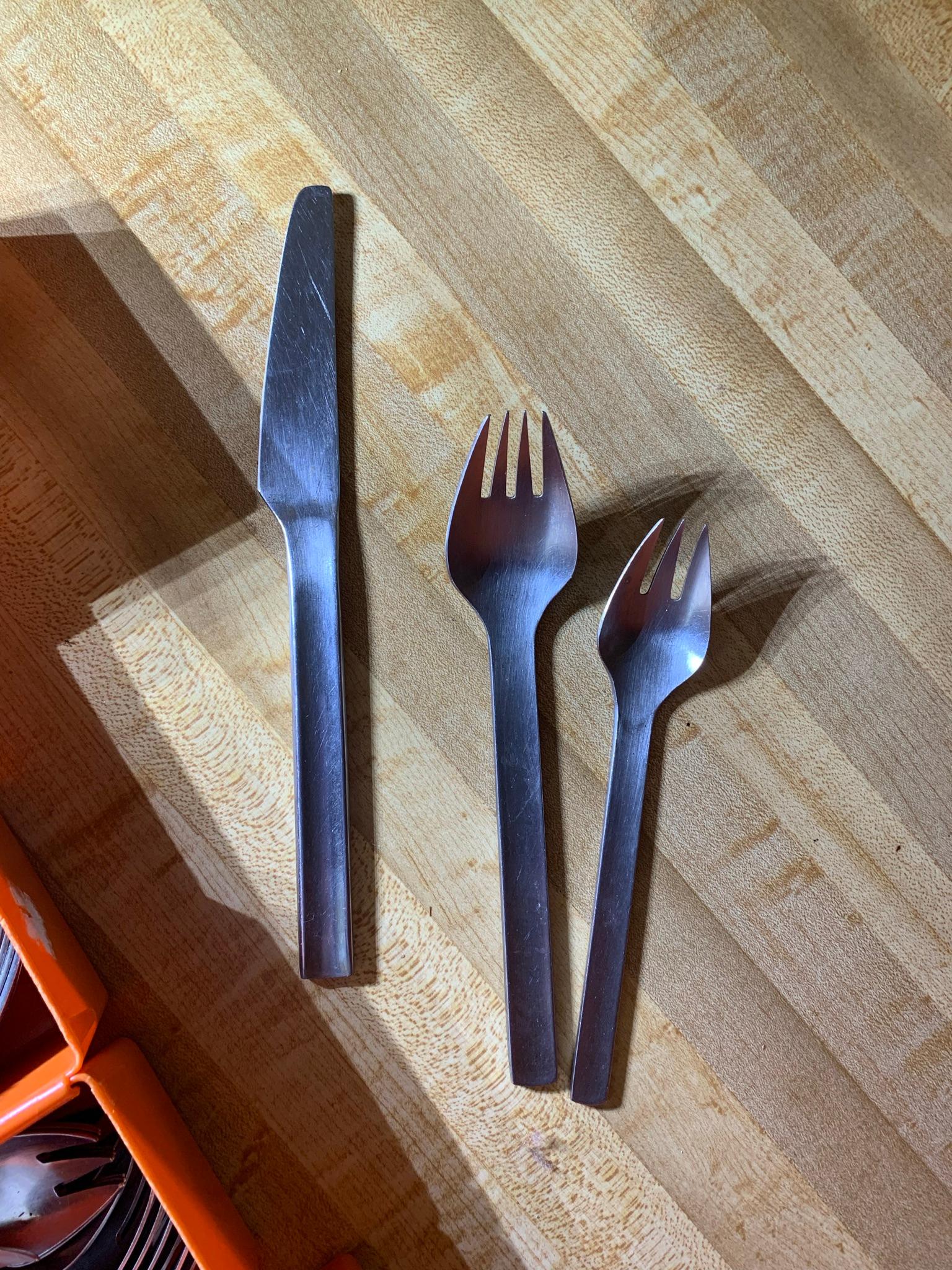 1973 Vivron Stainless Flatware