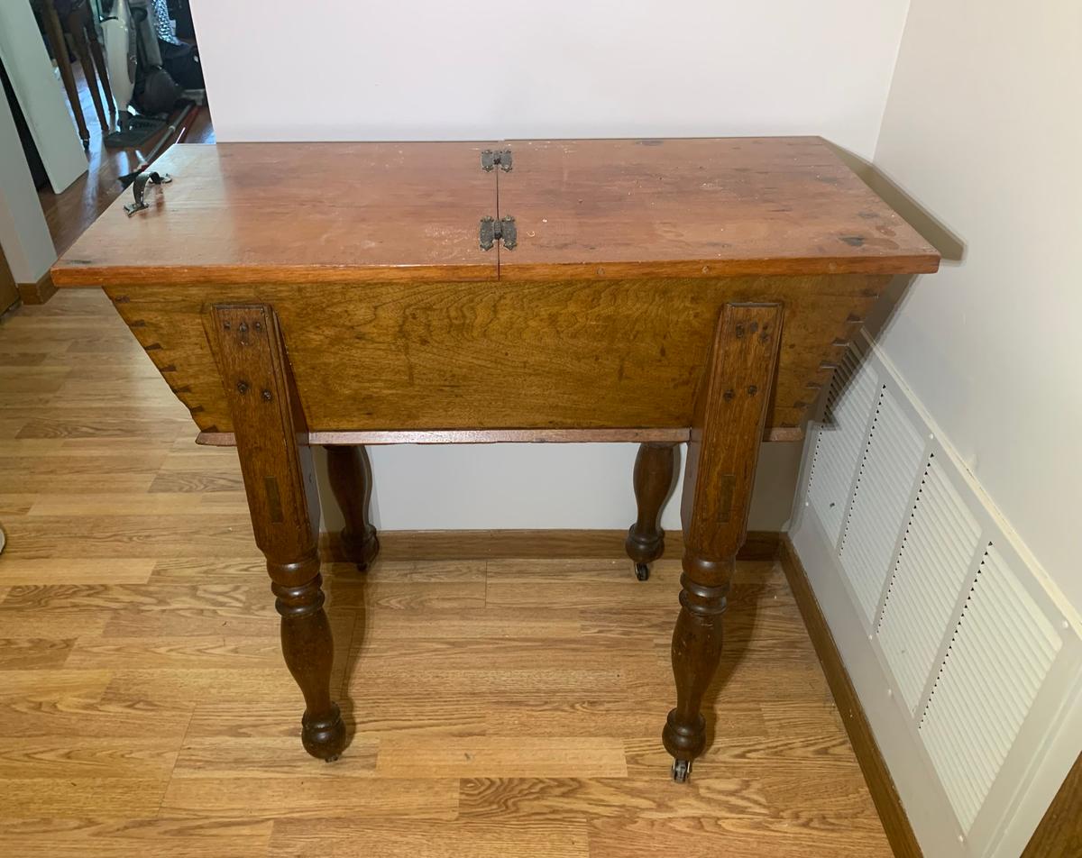 Beautiful Primitive Bread Box