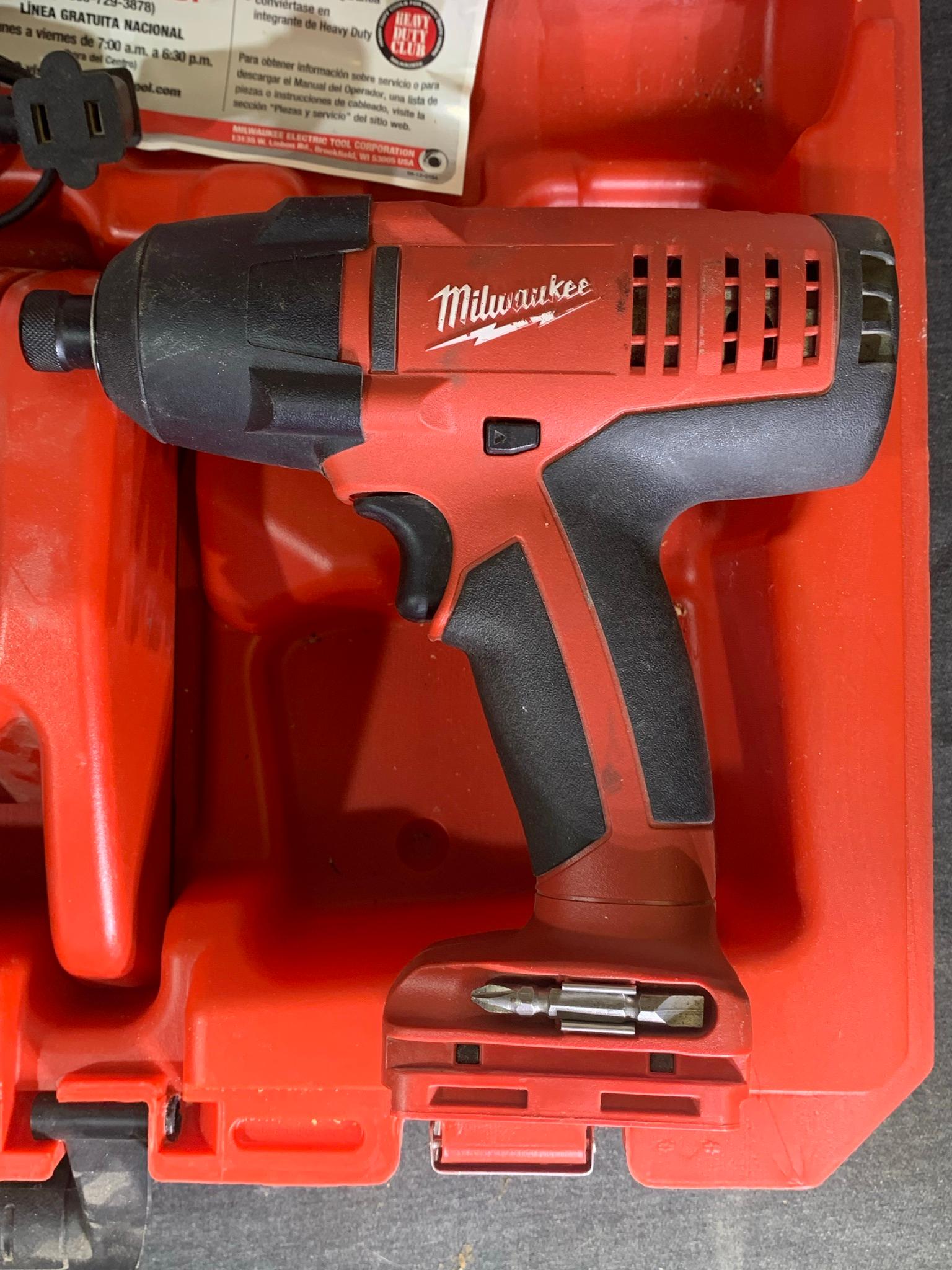 Milwaukee Cordless Drill Driver & Impact Wrench with Charger Battery & Case