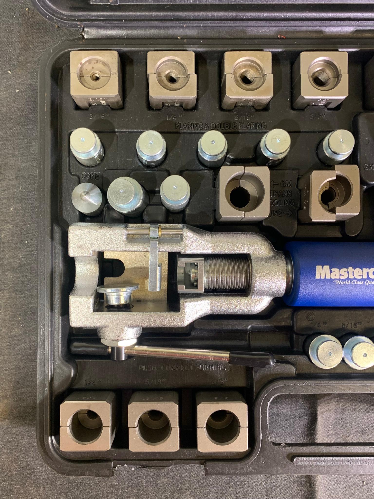 Mastercool Universal Hydraulic Flaring Tool Set