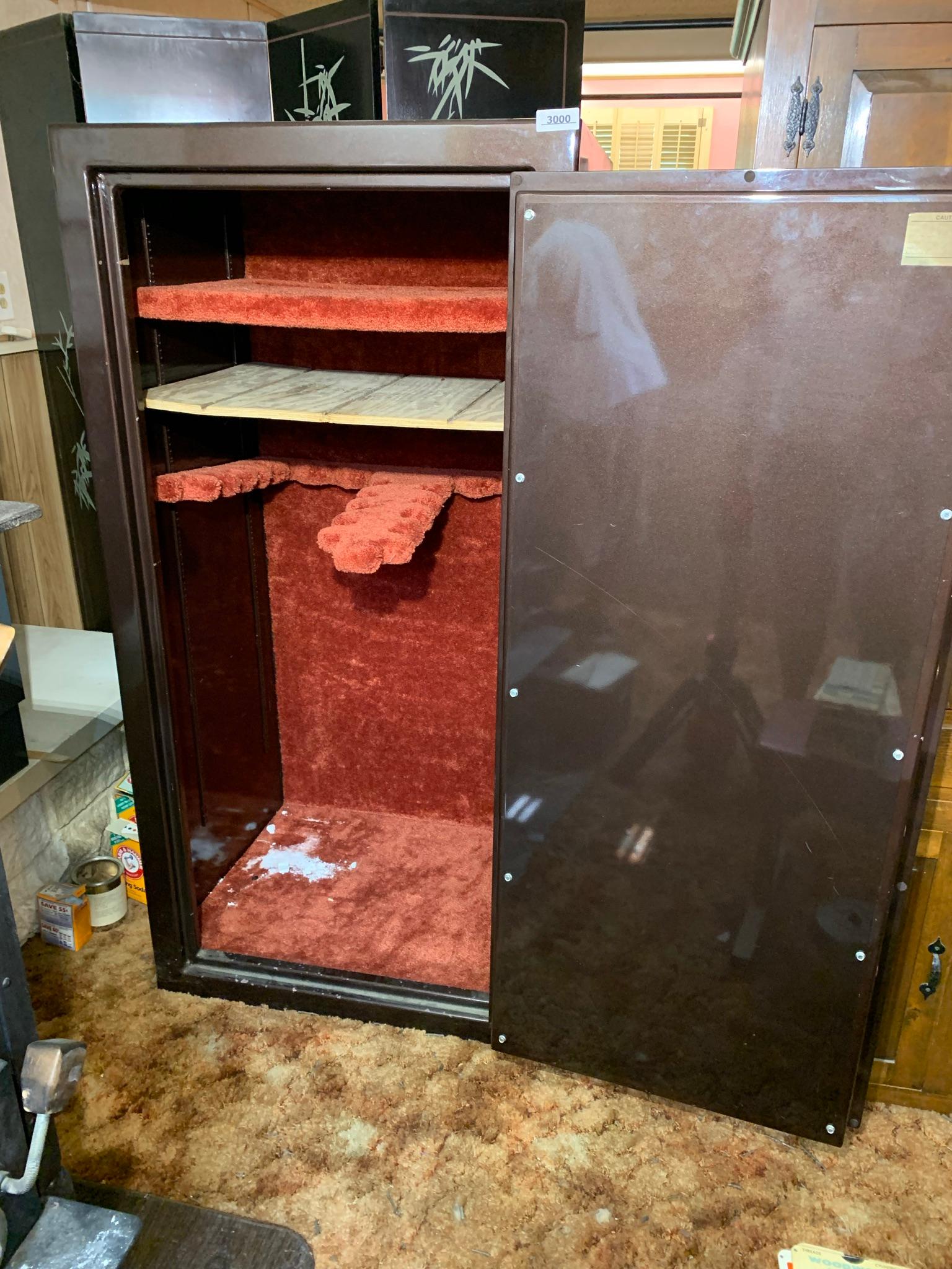 Browning Brougham Gun Safe.  Has Combination.