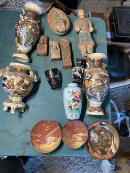 Group lot of Vintage Japanese and Chinese items