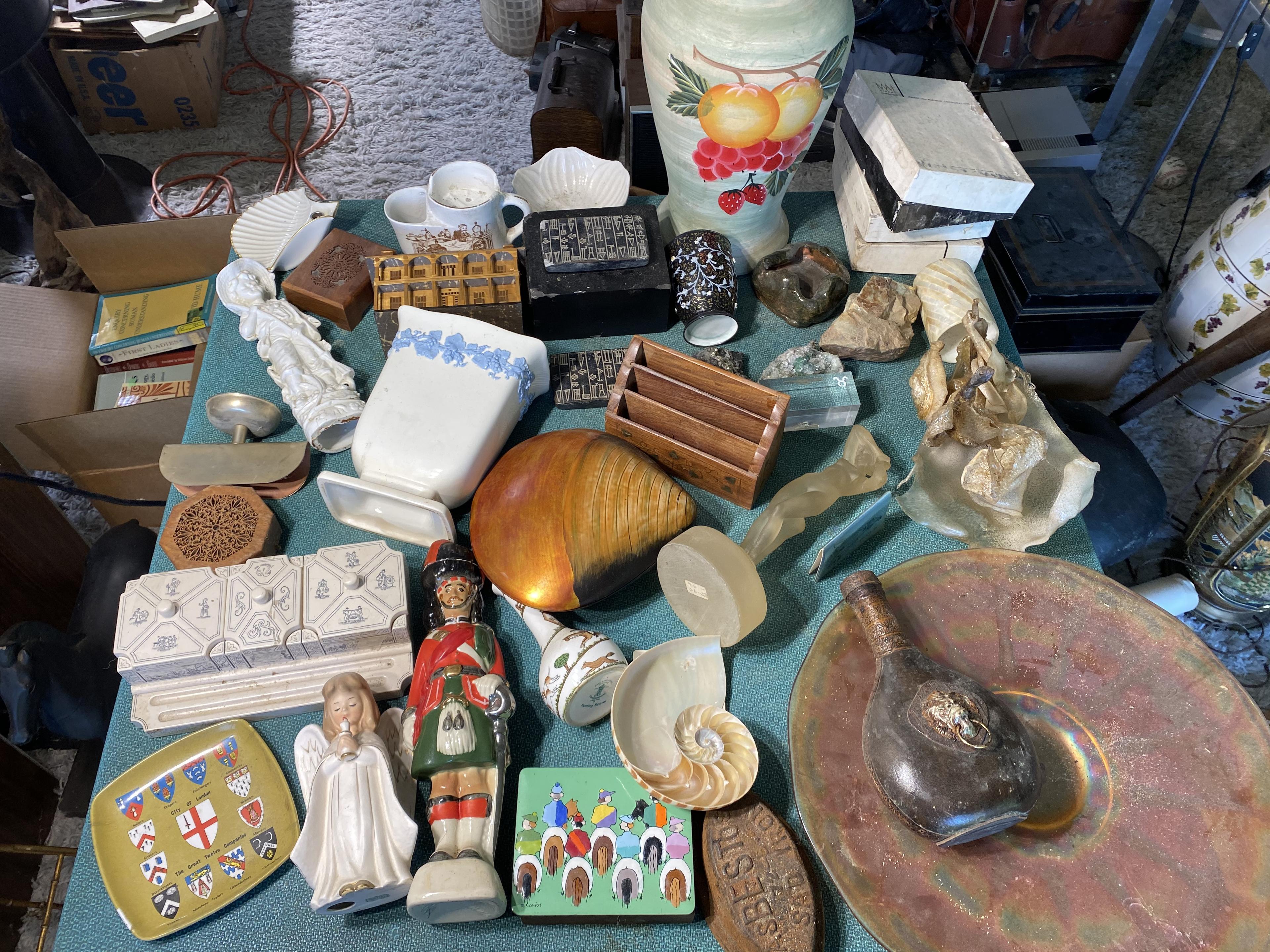 Table lot of assorted Vintage Decorative Items