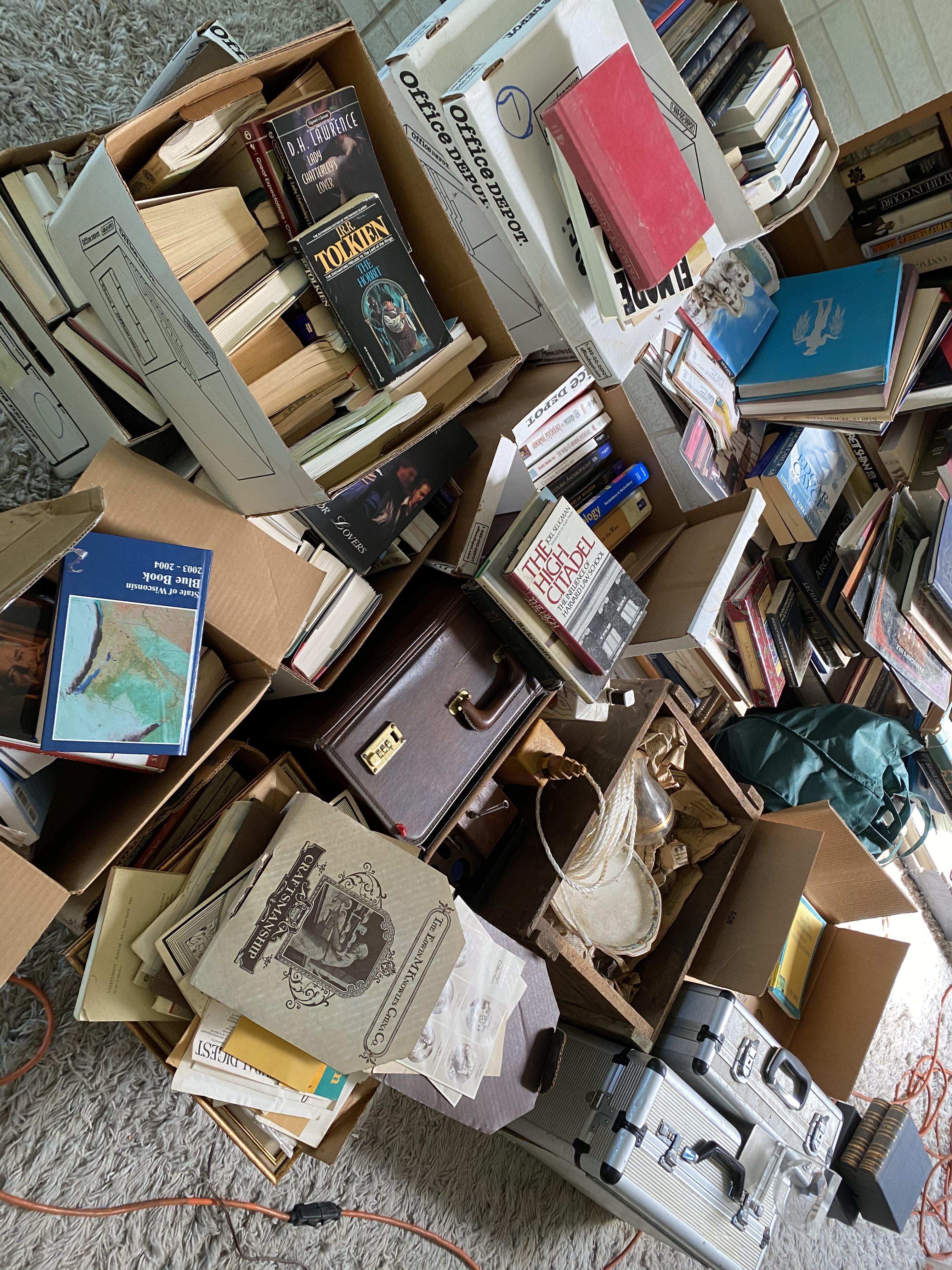 Very large lot of assorted vintage books