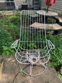 Home Crest Style Wire Chair