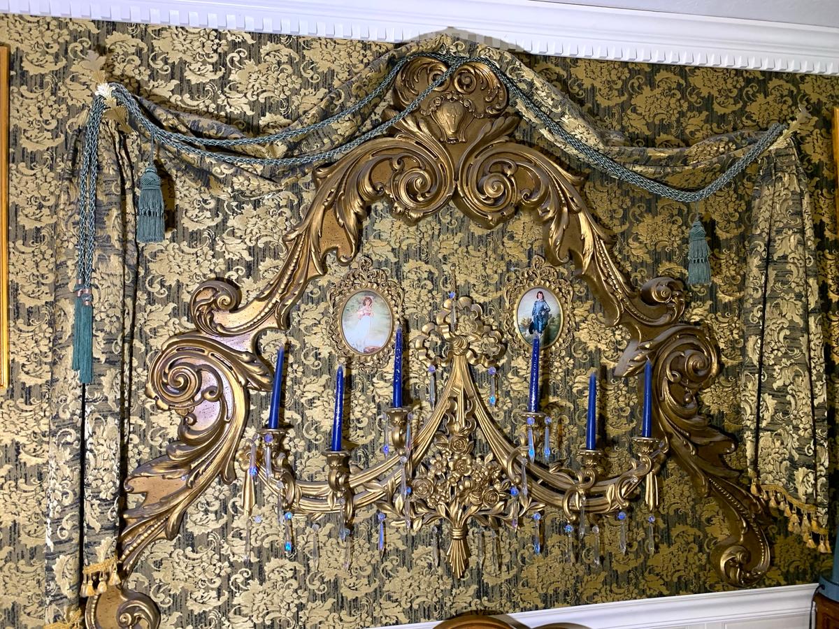 Retro Elaborate Wall Mounted Candelabra Array