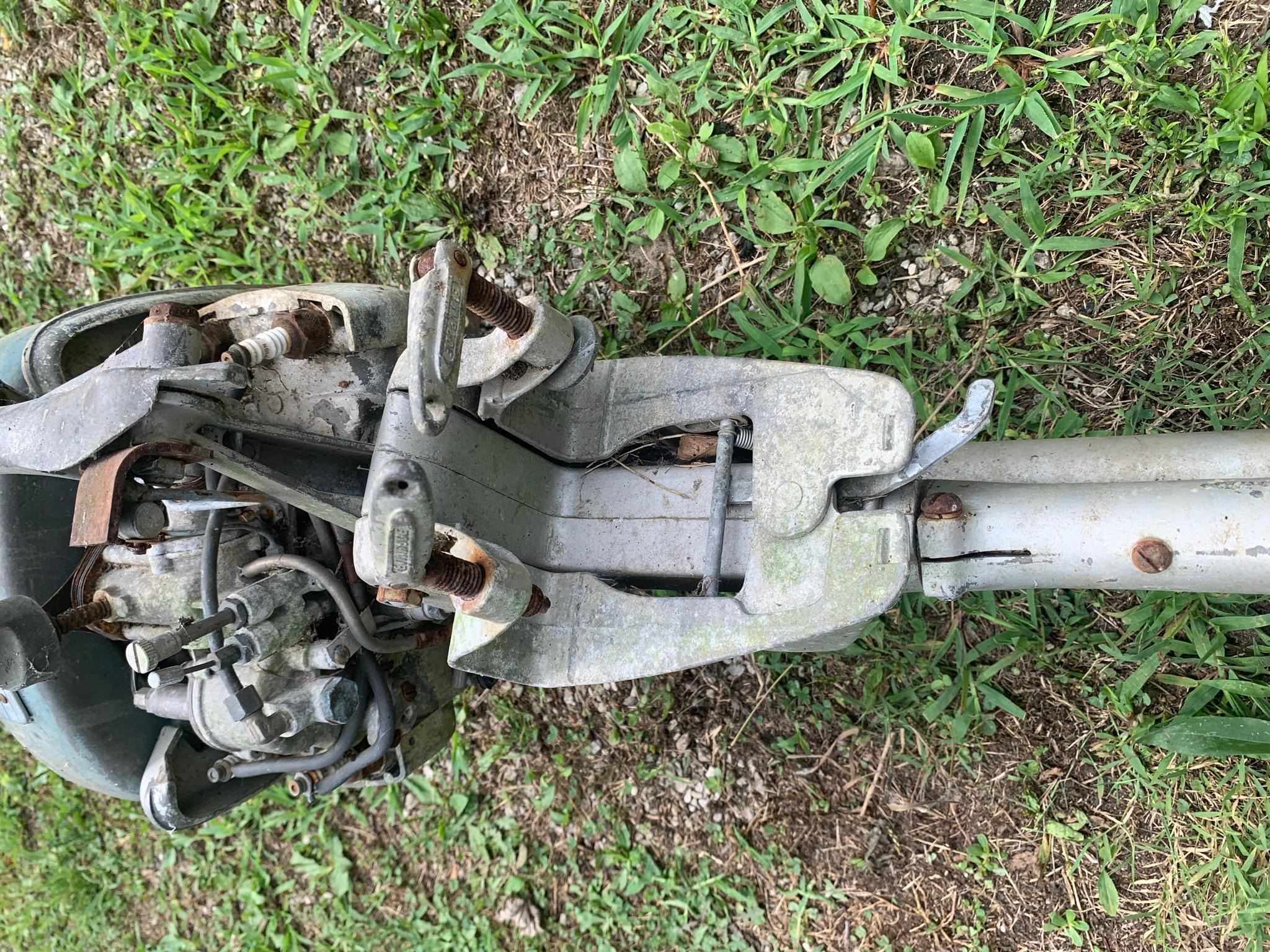 Vintage Evinrude Outboard Motor.  See Photos.