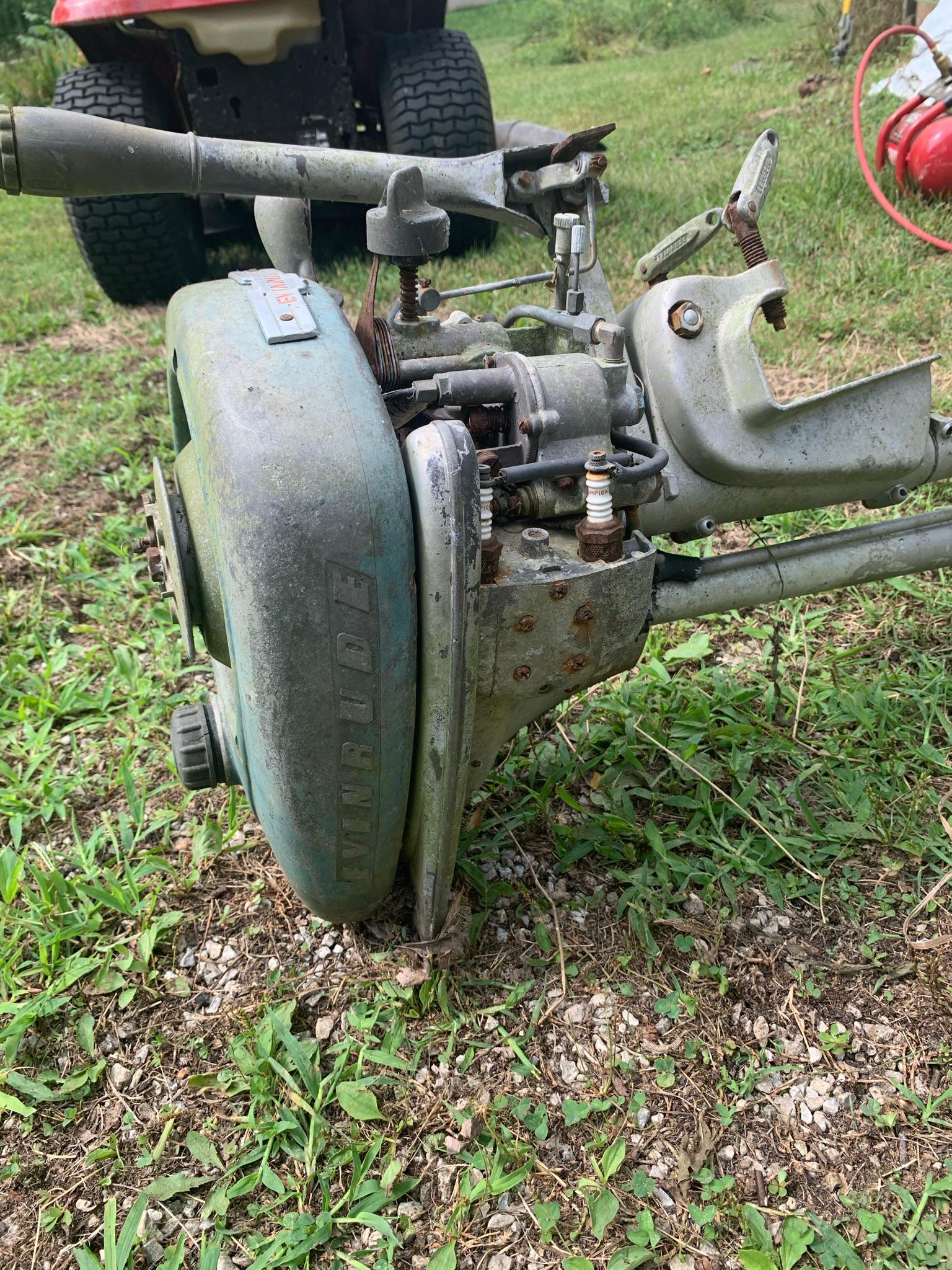 Vintage Evinrude Outboard Motor.  See Photos.