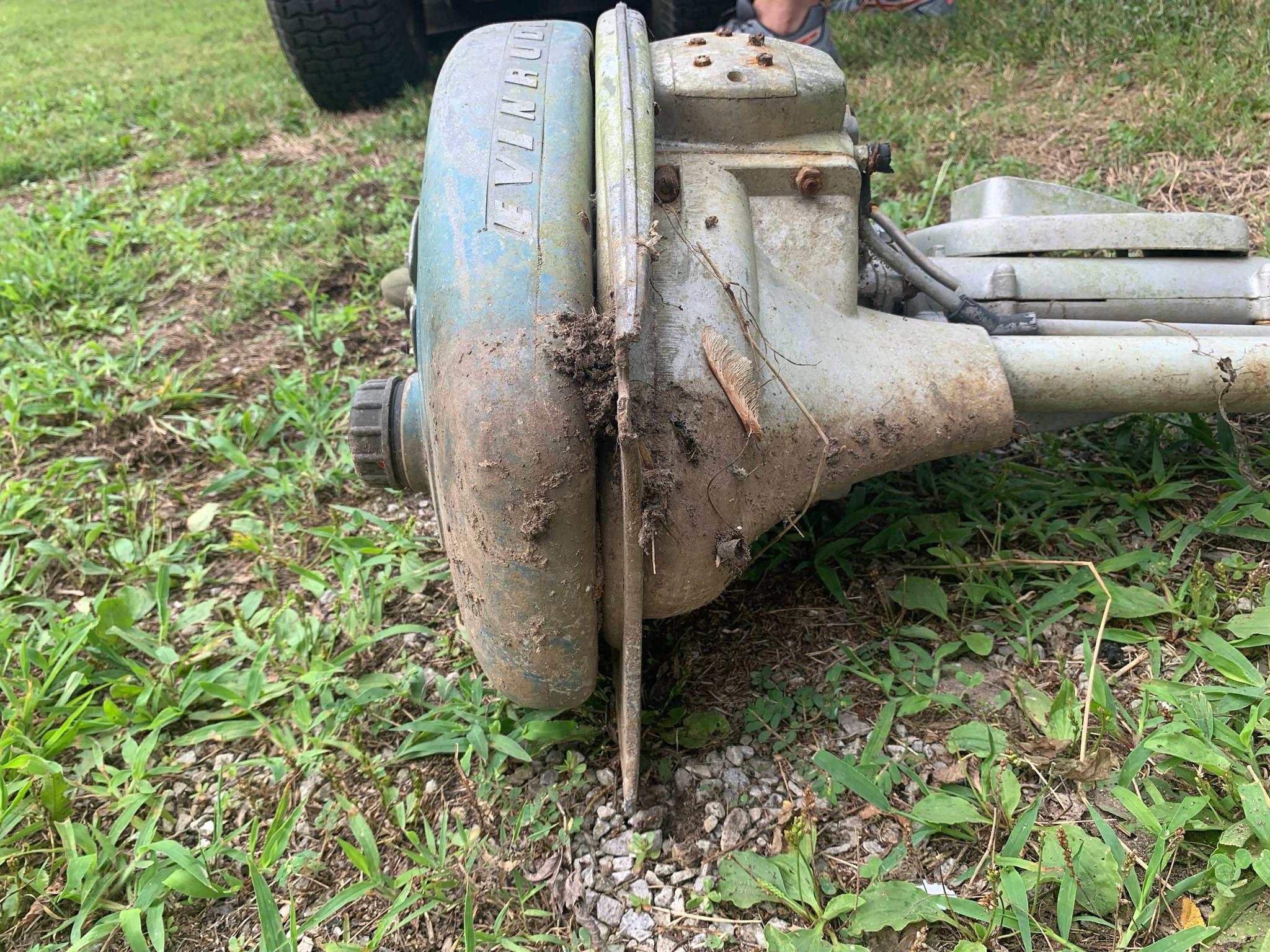 Vintage Evinrude Outboard Motor.  See Photos.