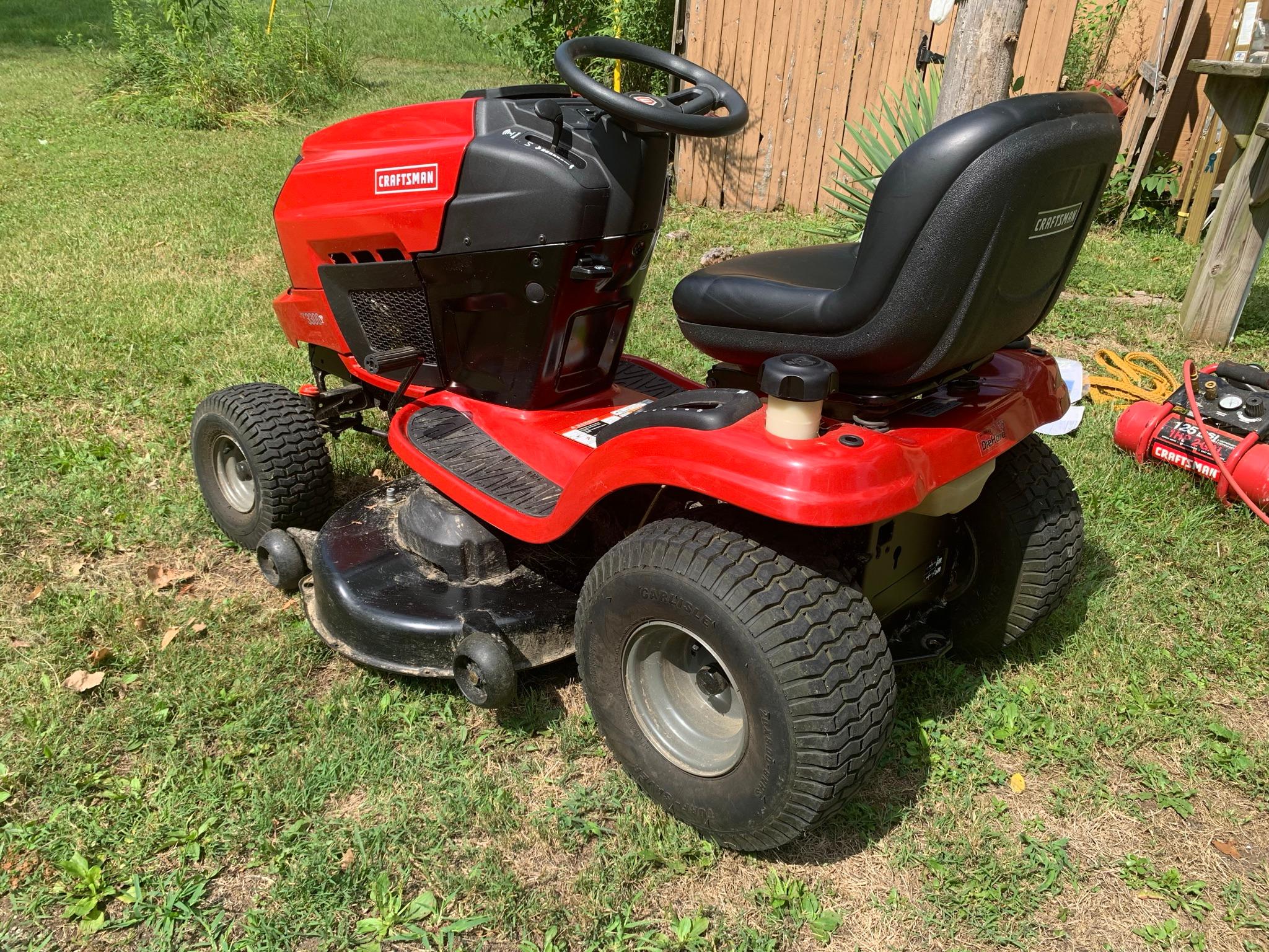 Craftsman 20.0 HP V-Twin  Electric Start 46 inch Mower Automatic Garden Tractor