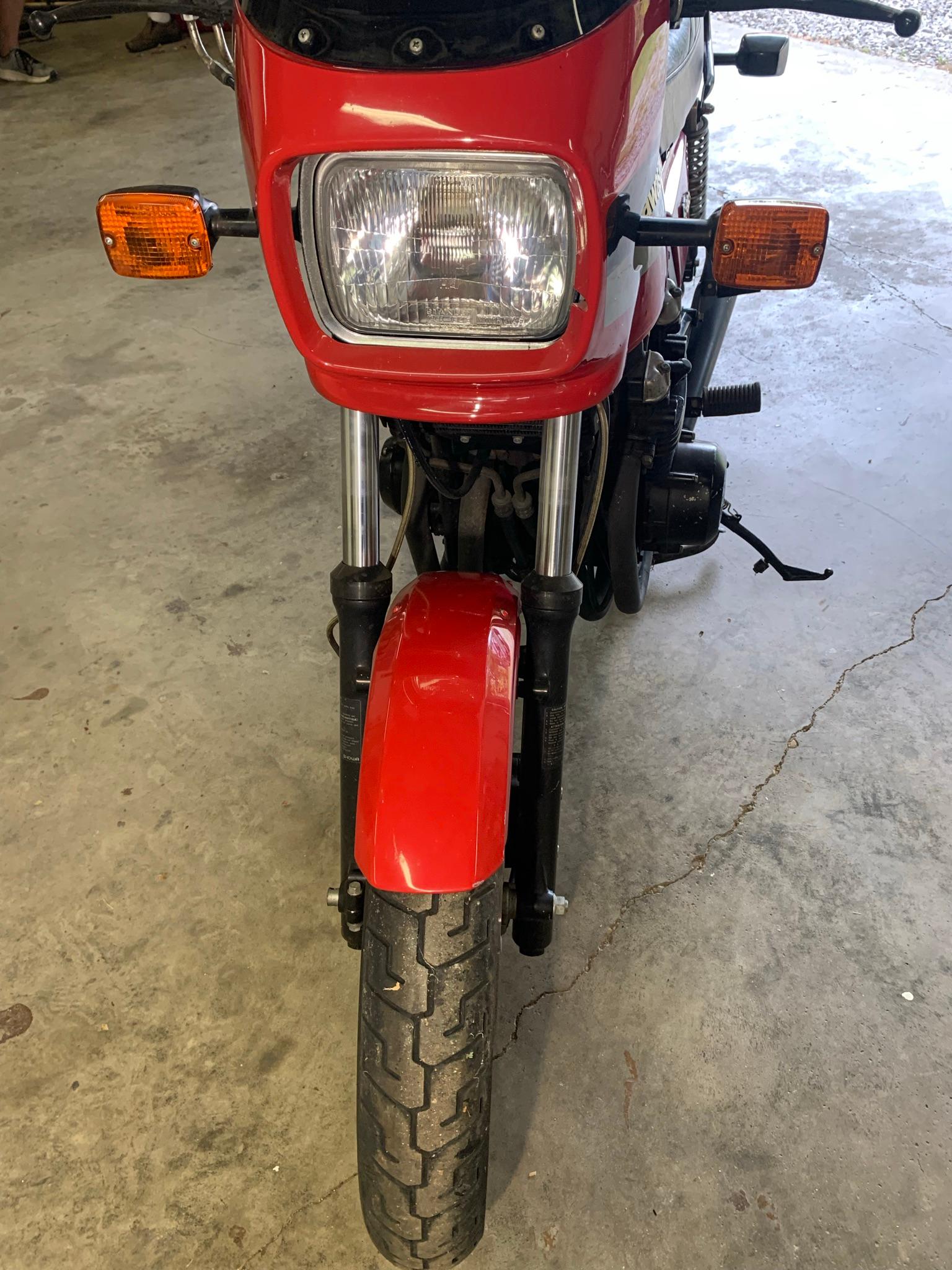 1981 Kawasaki GPZ 550 Motorcycle. 7,503 Miles.   Clean Title.  See Photos for Details