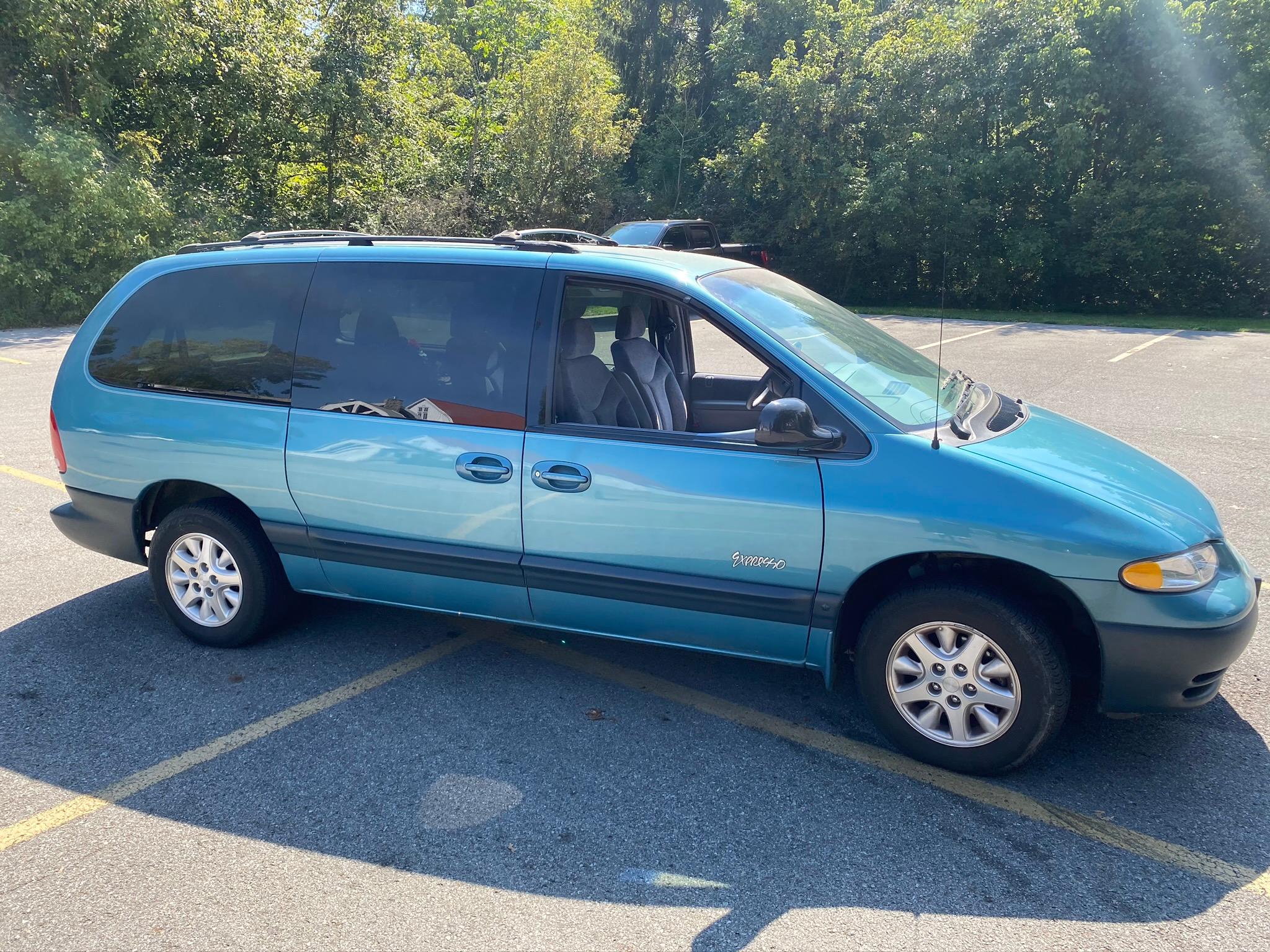 1999 Plymouth Grand Voyager Van with 27,195 miles