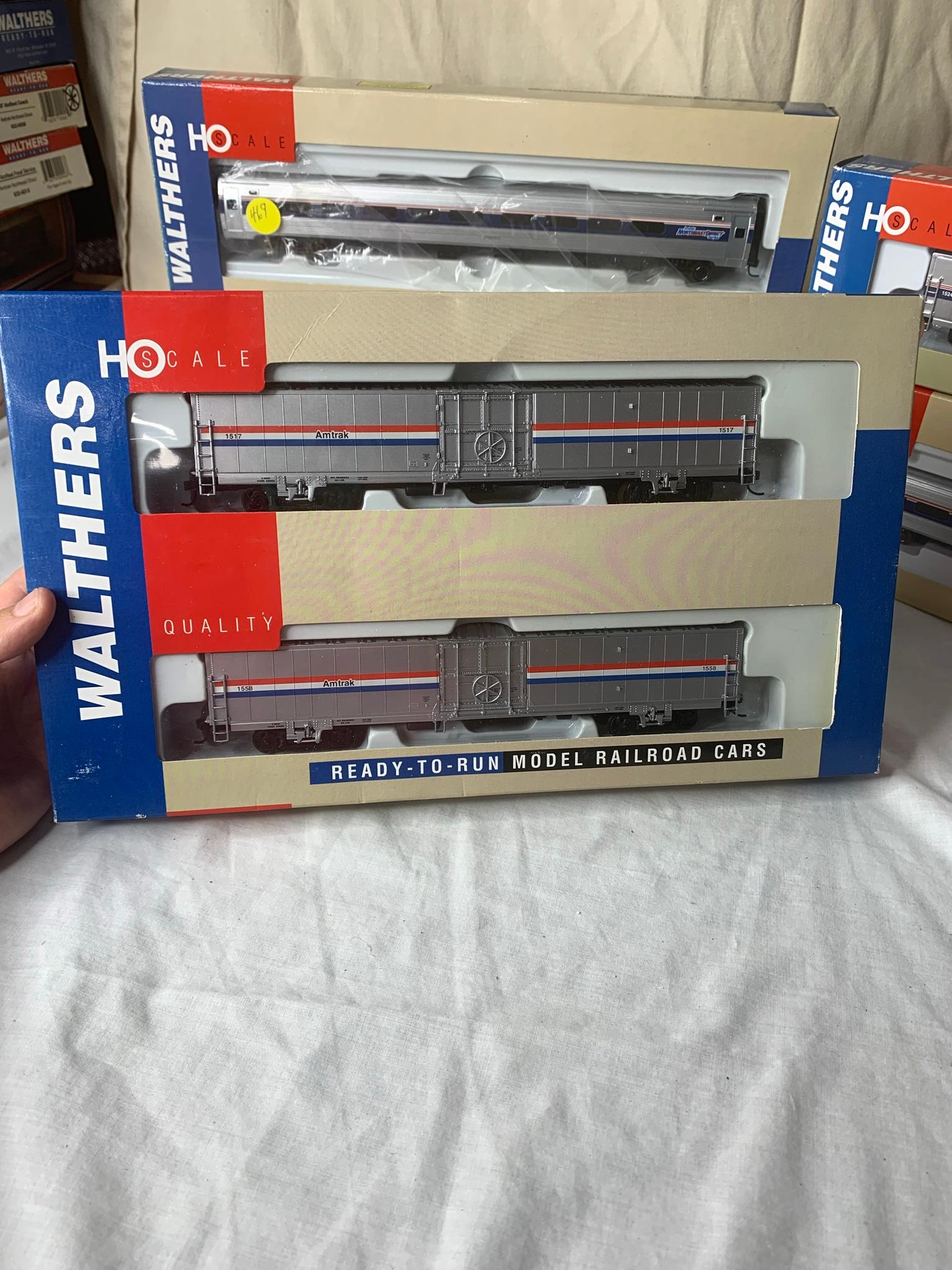 5 Packages of Walthers Trains