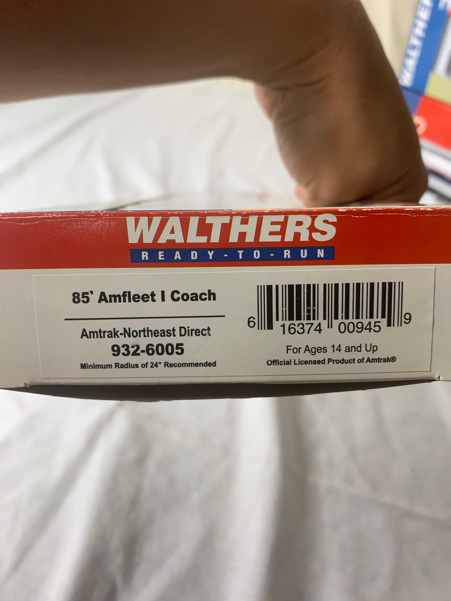 5 Packages of Walthers Trains